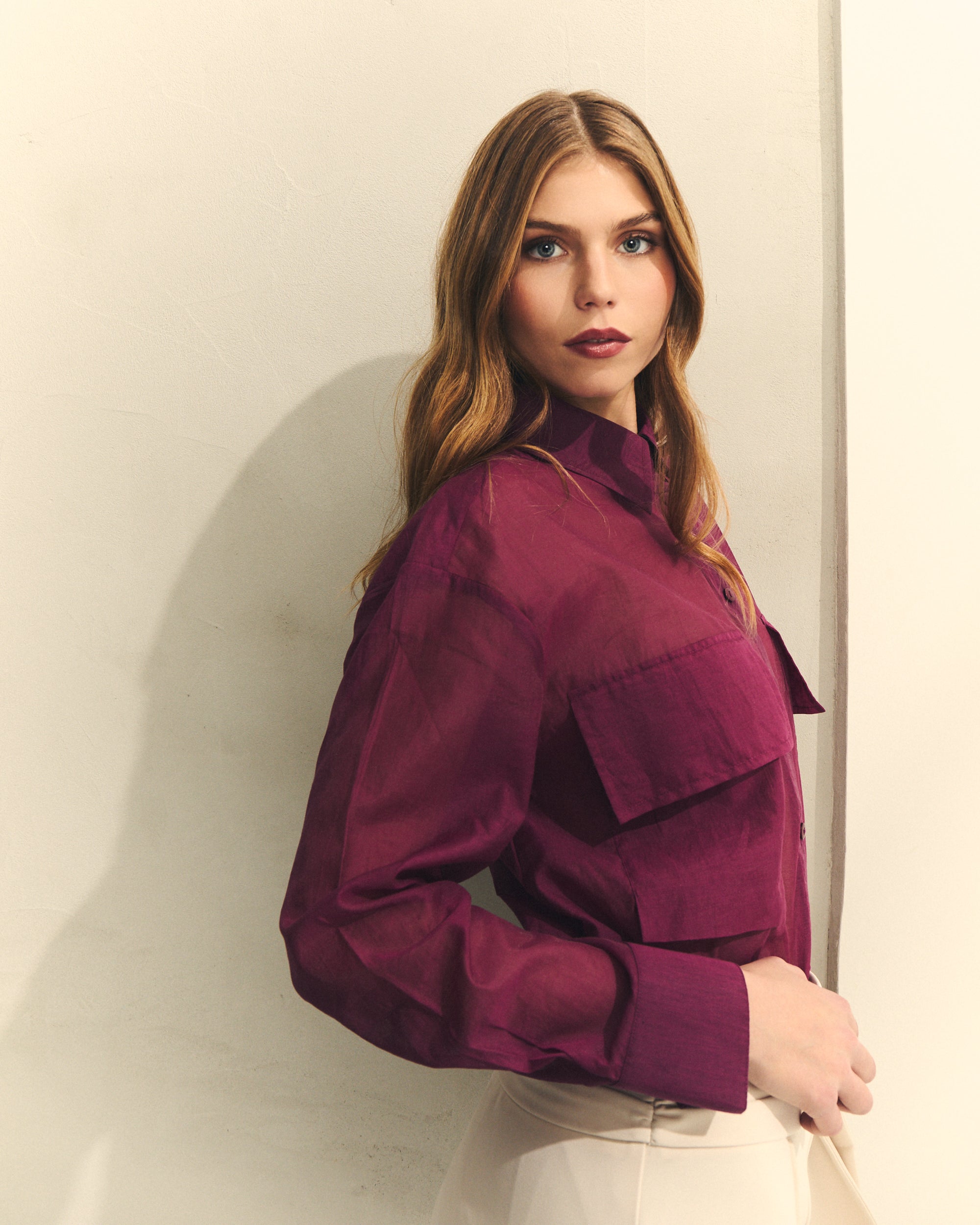 BLUSA MANGA LARGA BOLSILLO BORDADO