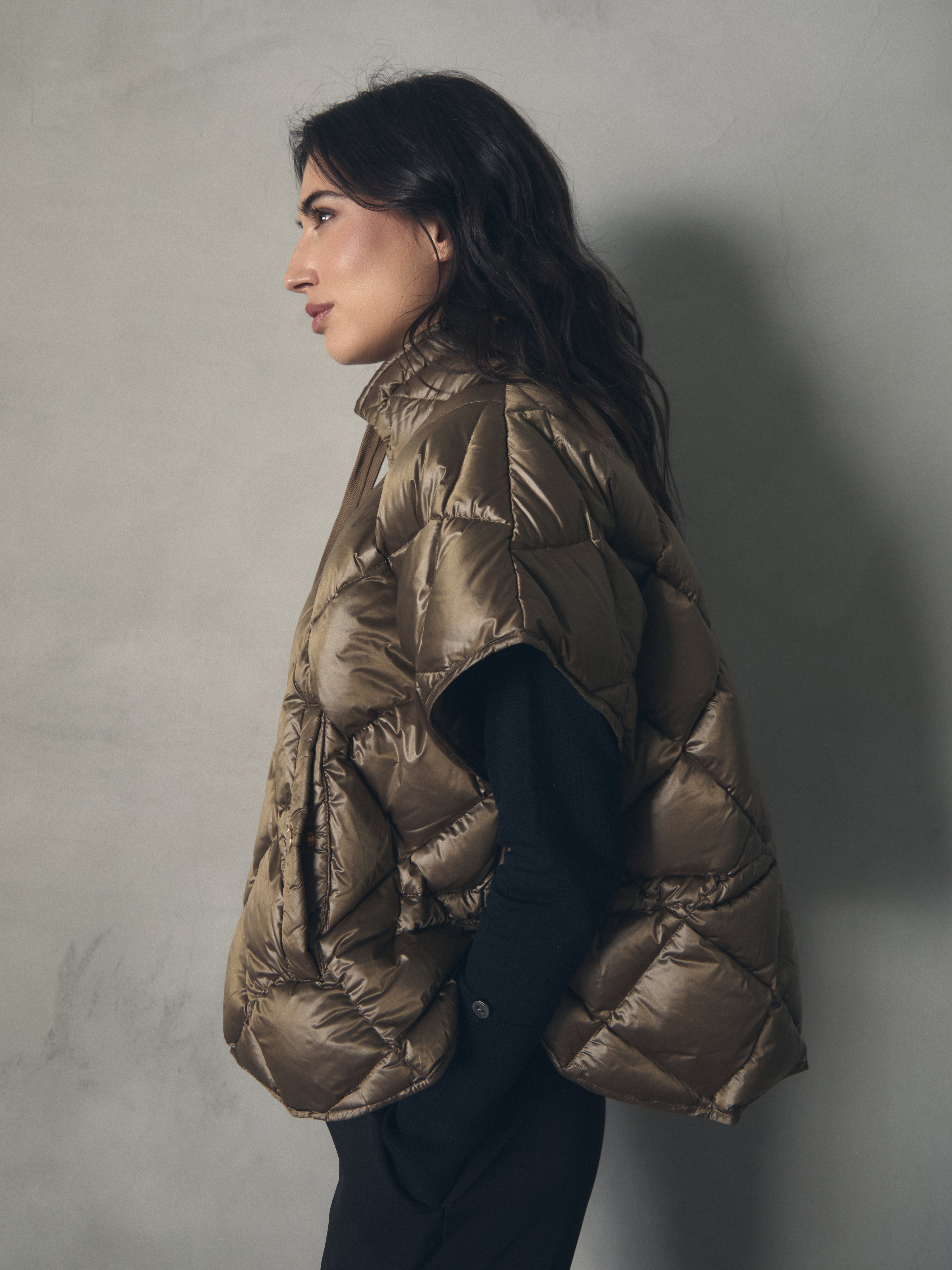 CHALECO PLUMAS ACOLCHADO ROMBO