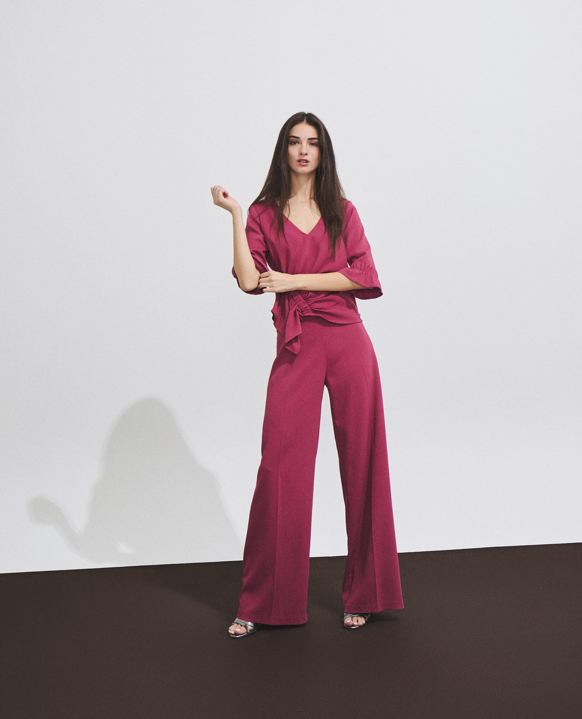 Pantalón de mujer de cintura alta y corte ancho
