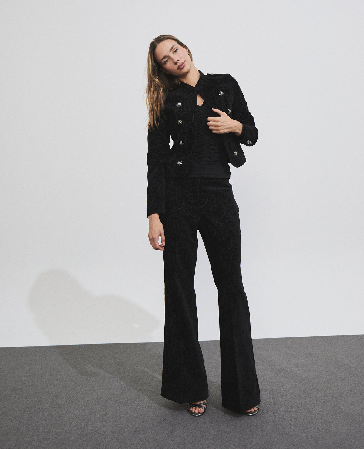 Pantalón de mujer con tejido jacquard