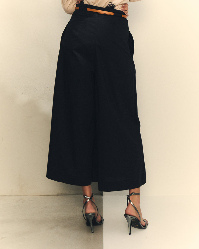 Pantalón Ancho Negro de Popelín con Pinzas