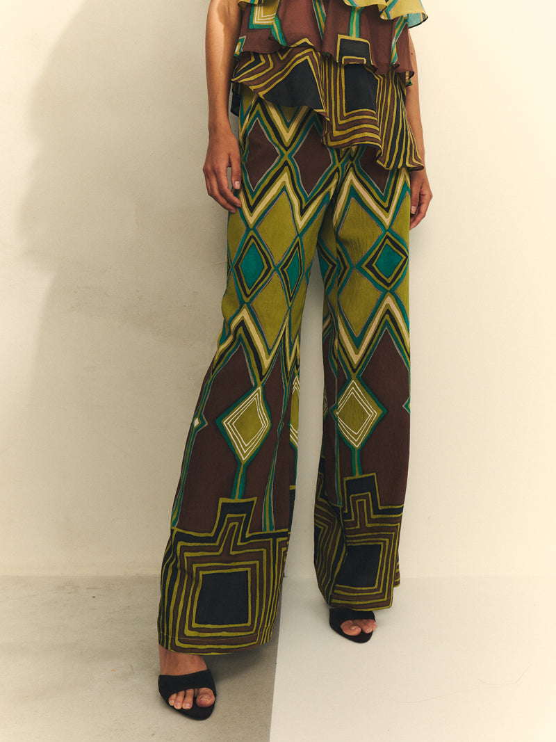 Pantalón estampado geométrico.