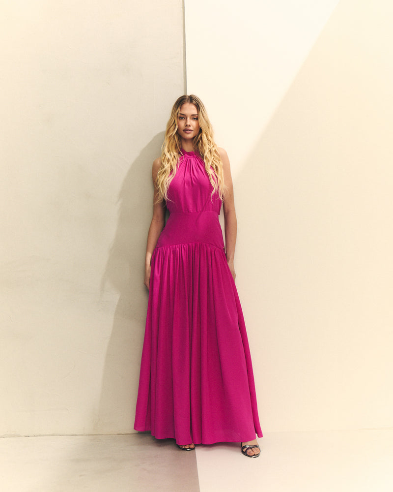 VESTIDO LISO CUELLO HALTER