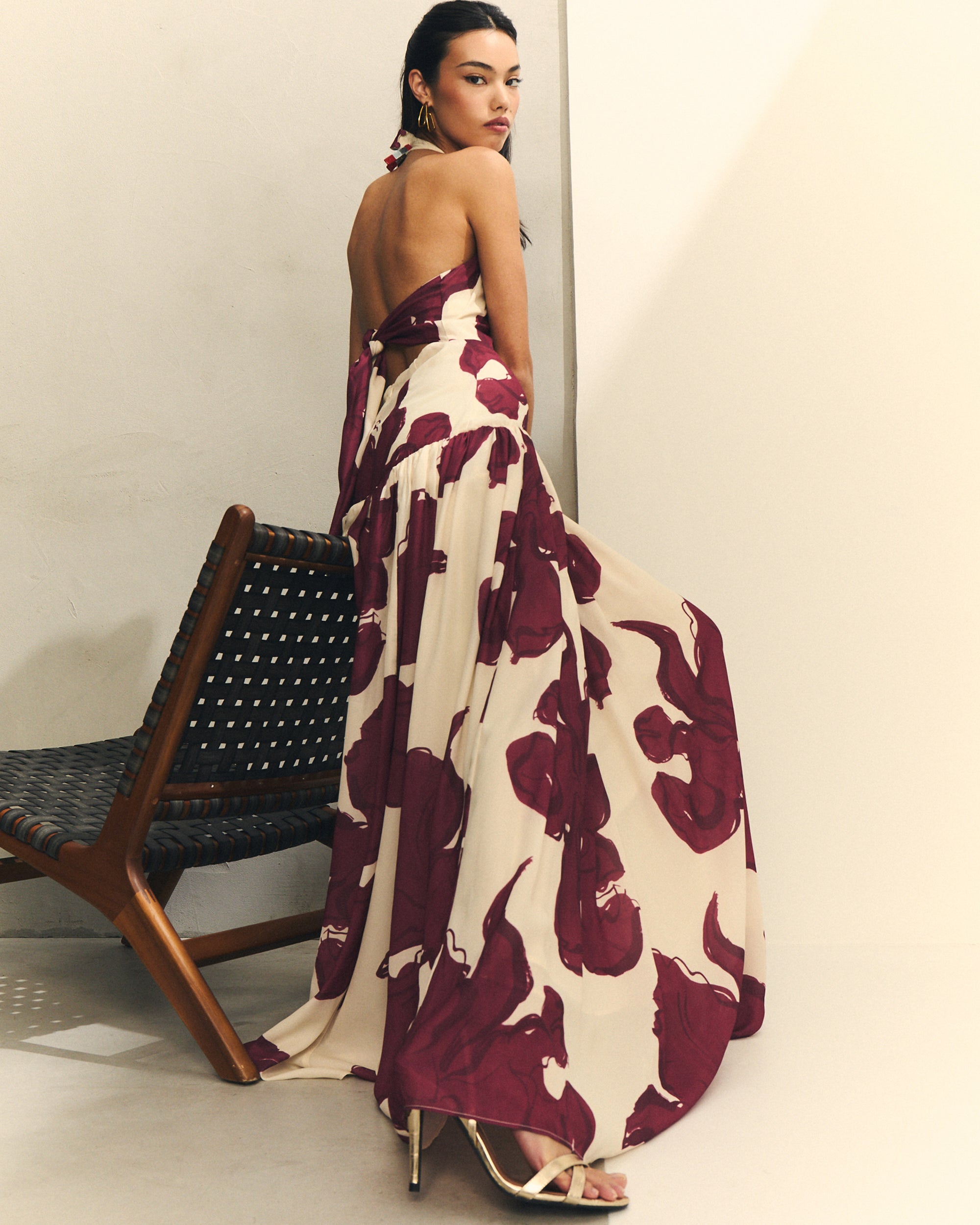 VESTIDO ESTAMPADO CUELLO HALTER