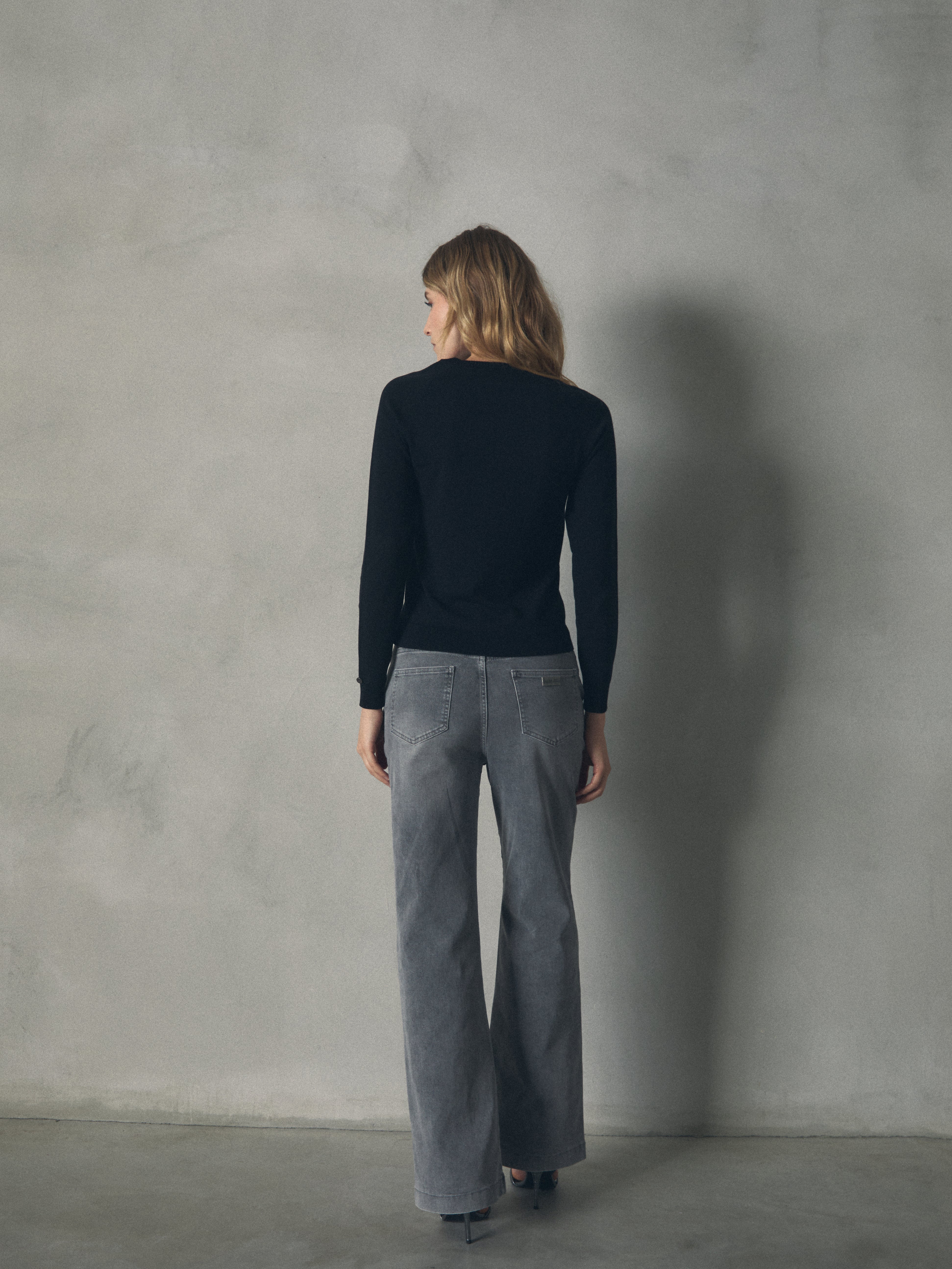 JERSEY BASICO TENCEL CON LOGO