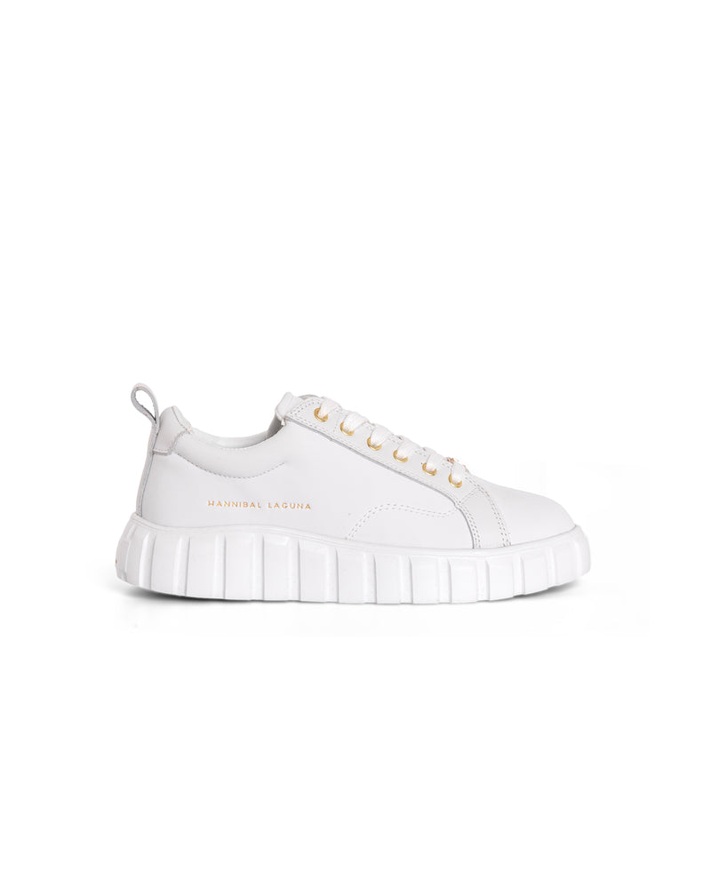 Zapatilla de Piel Blanca con Plataforma