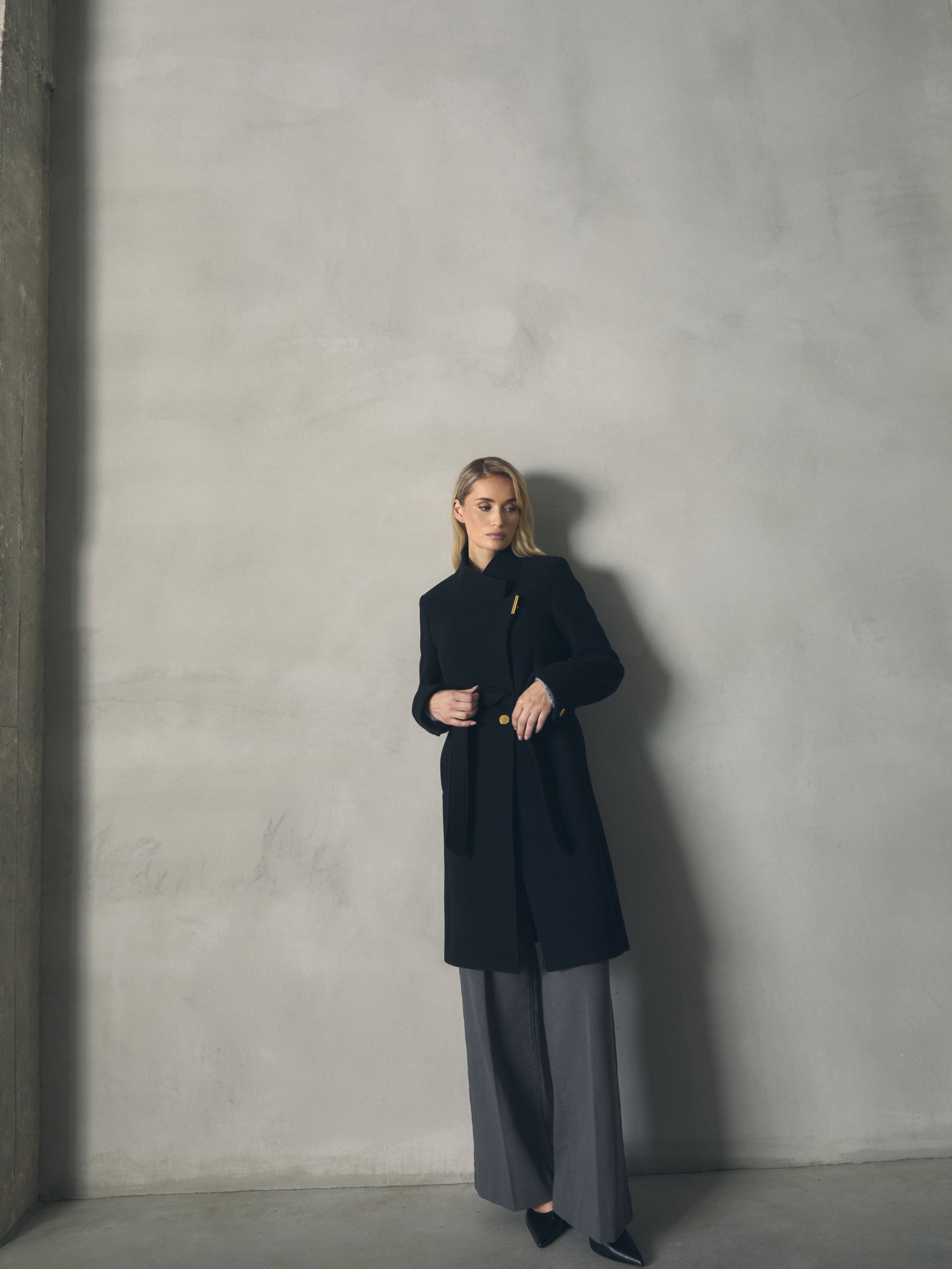 ABRIGO SEMICRUZADO de mujer Hannibal Laguna Collection