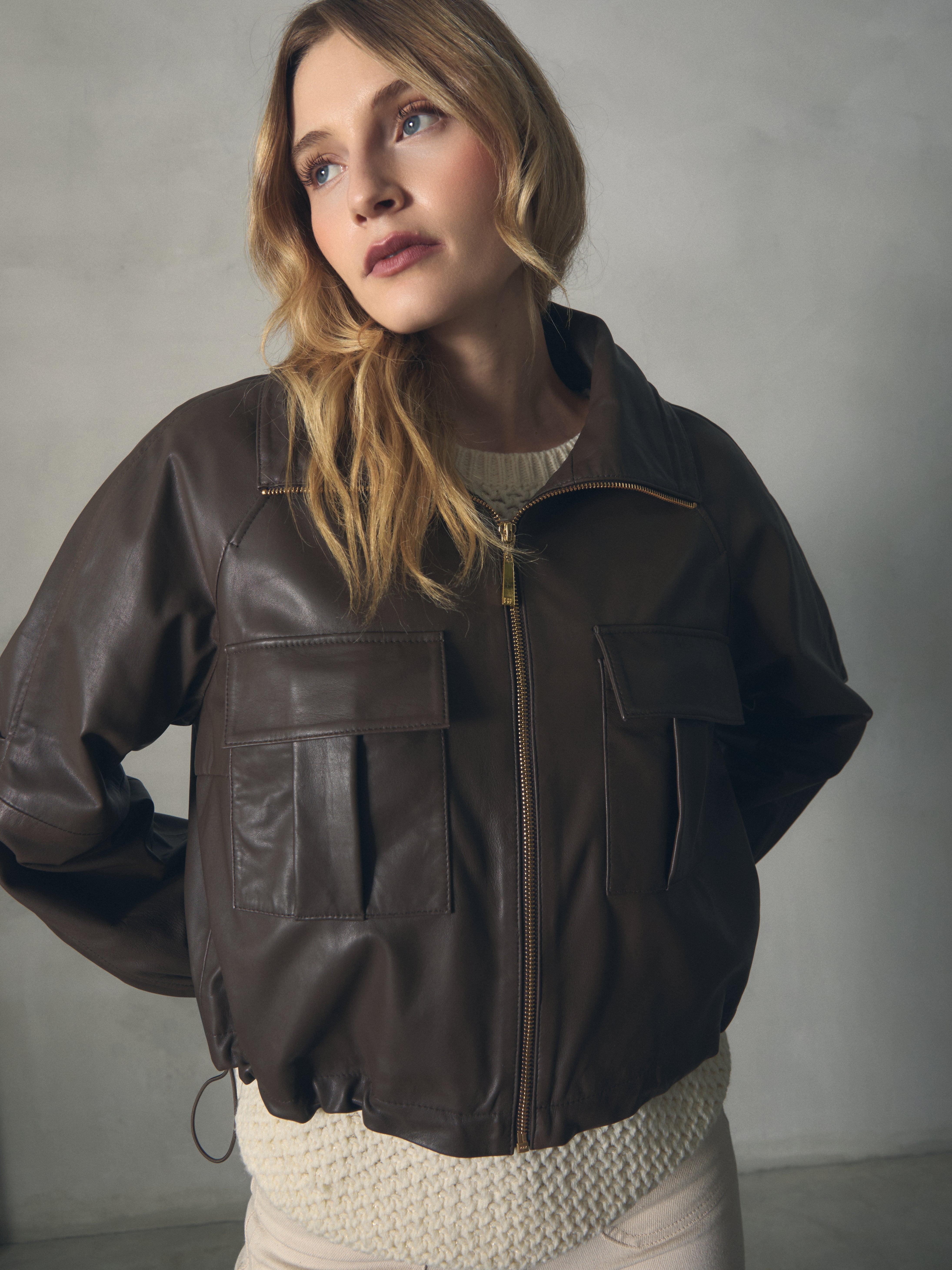 CAZADORA CORTA DE CUERO FRUNCE de mujer Hannibal Laguna Collection