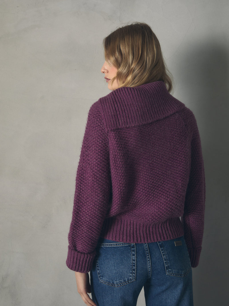 JERSEY ESTRUCTURA CUELLO CISNE