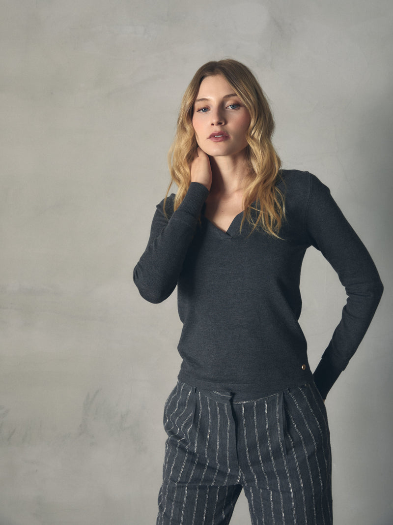 JERSEY PUNTO BASICO CON CUELLO TIPO POLO