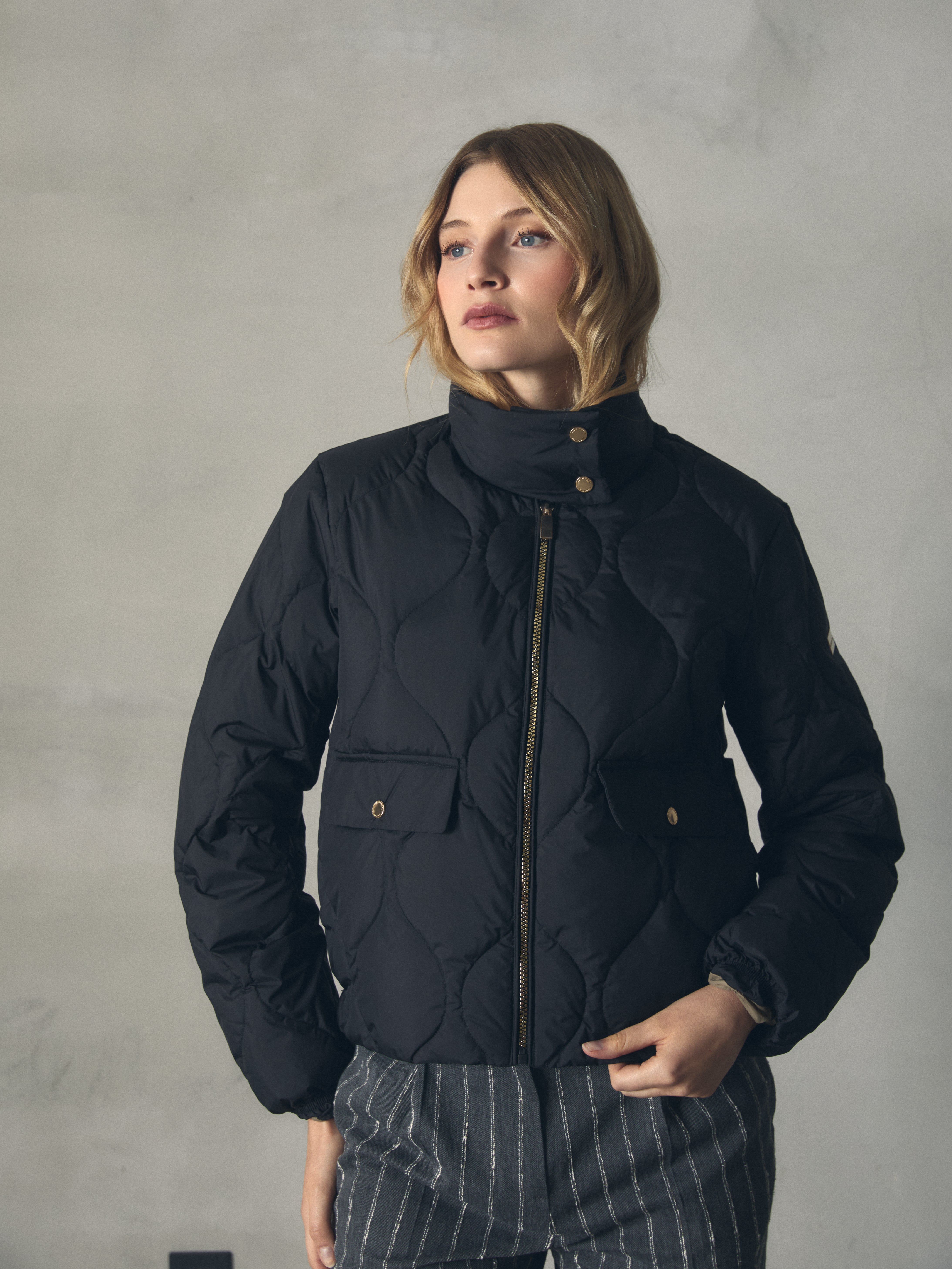 PLUMAS CORTO ACOLCHADO OCHOS de mujer Hannibal Laguna Collection