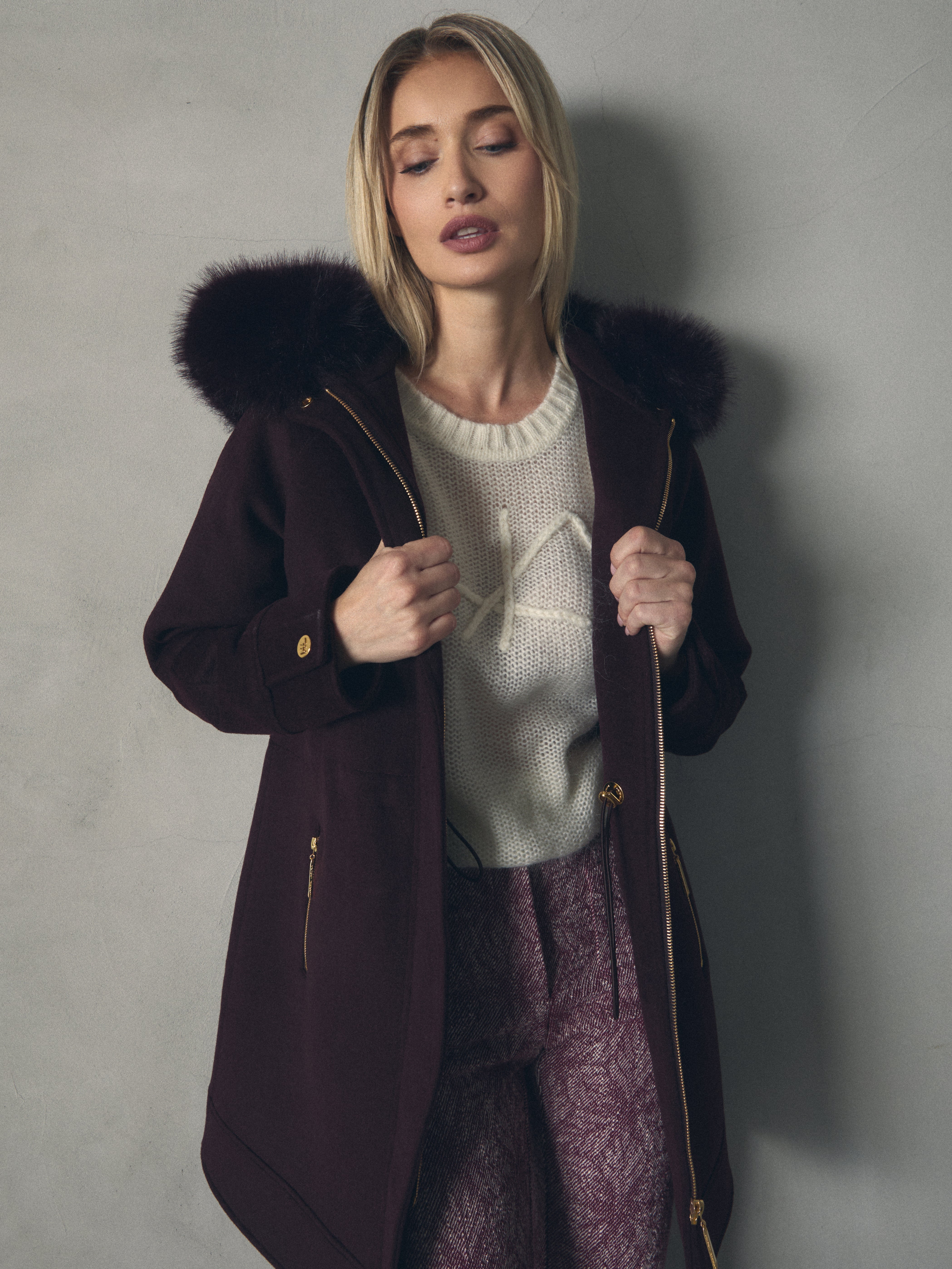 TRENKA CON CAPUCHA DETALLE PELO de mujer Hannibal Laguna Collection