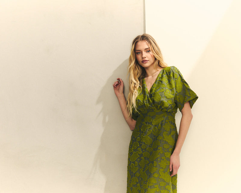 VESTIDO JACQUARD ESTAMPADO MANGA CORTA