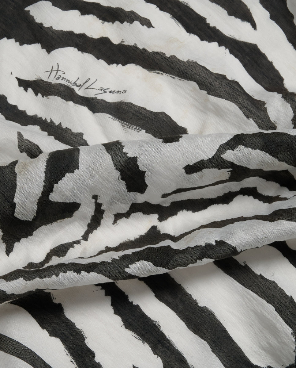 LENÇO ESTAMPADO ZEBRA BRANCO E PRETO