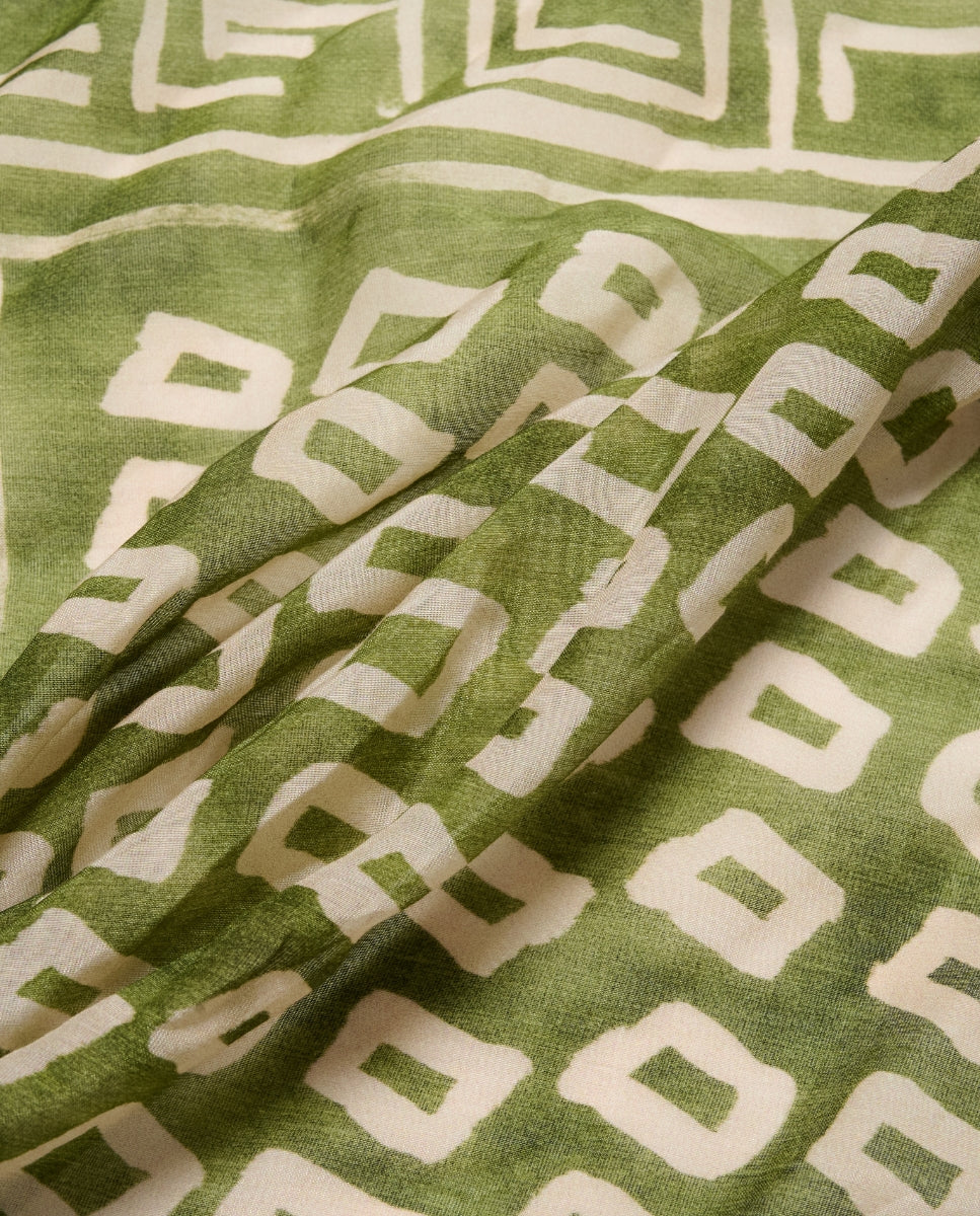 PAÑUELO ESTAMPADO GEOMÉTRICO