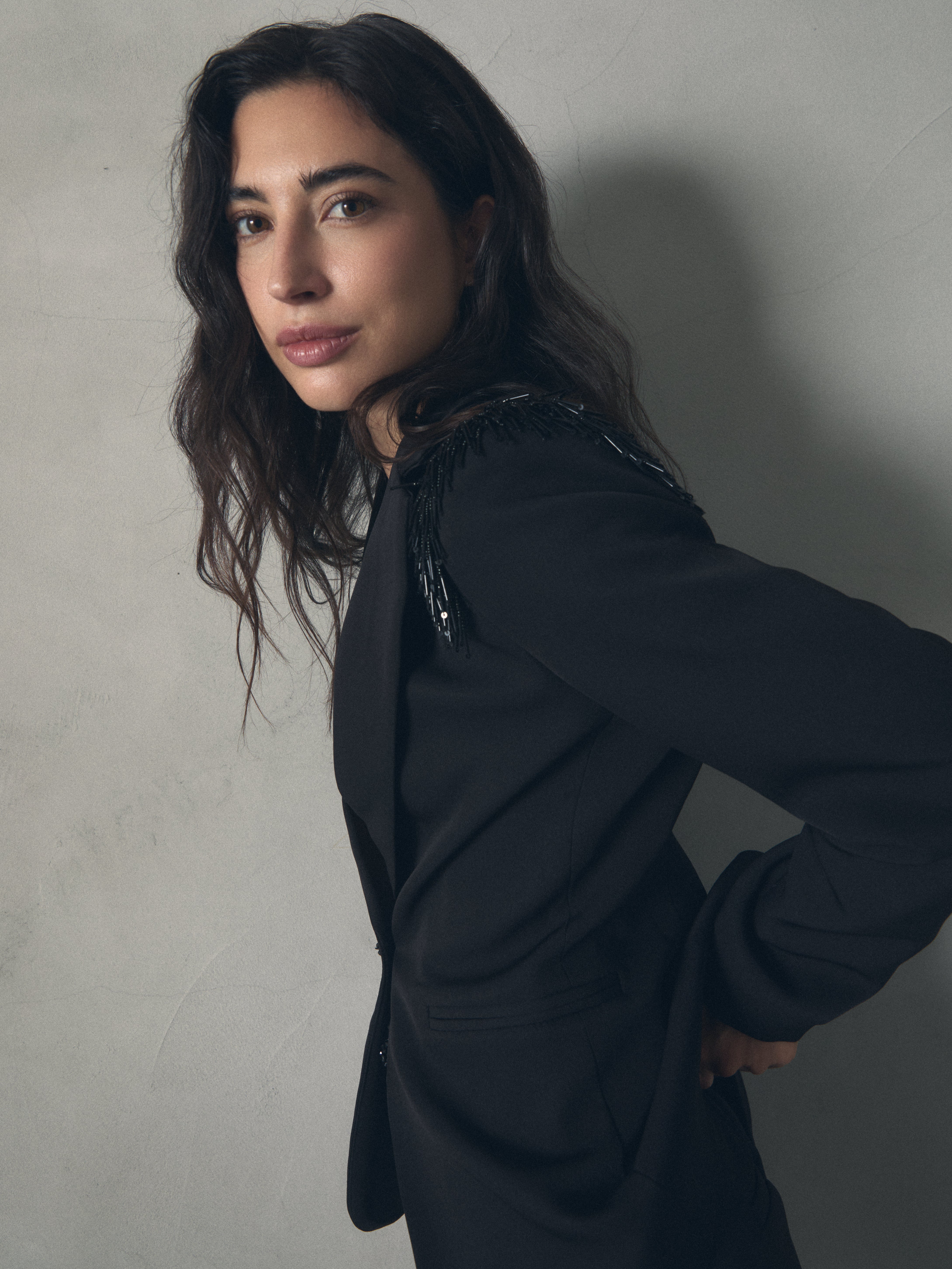 CHAQUETA CON PEDRERIA