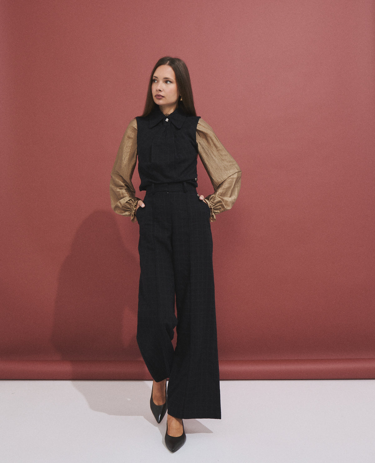 Top de mujer 100% aldogón con corbata