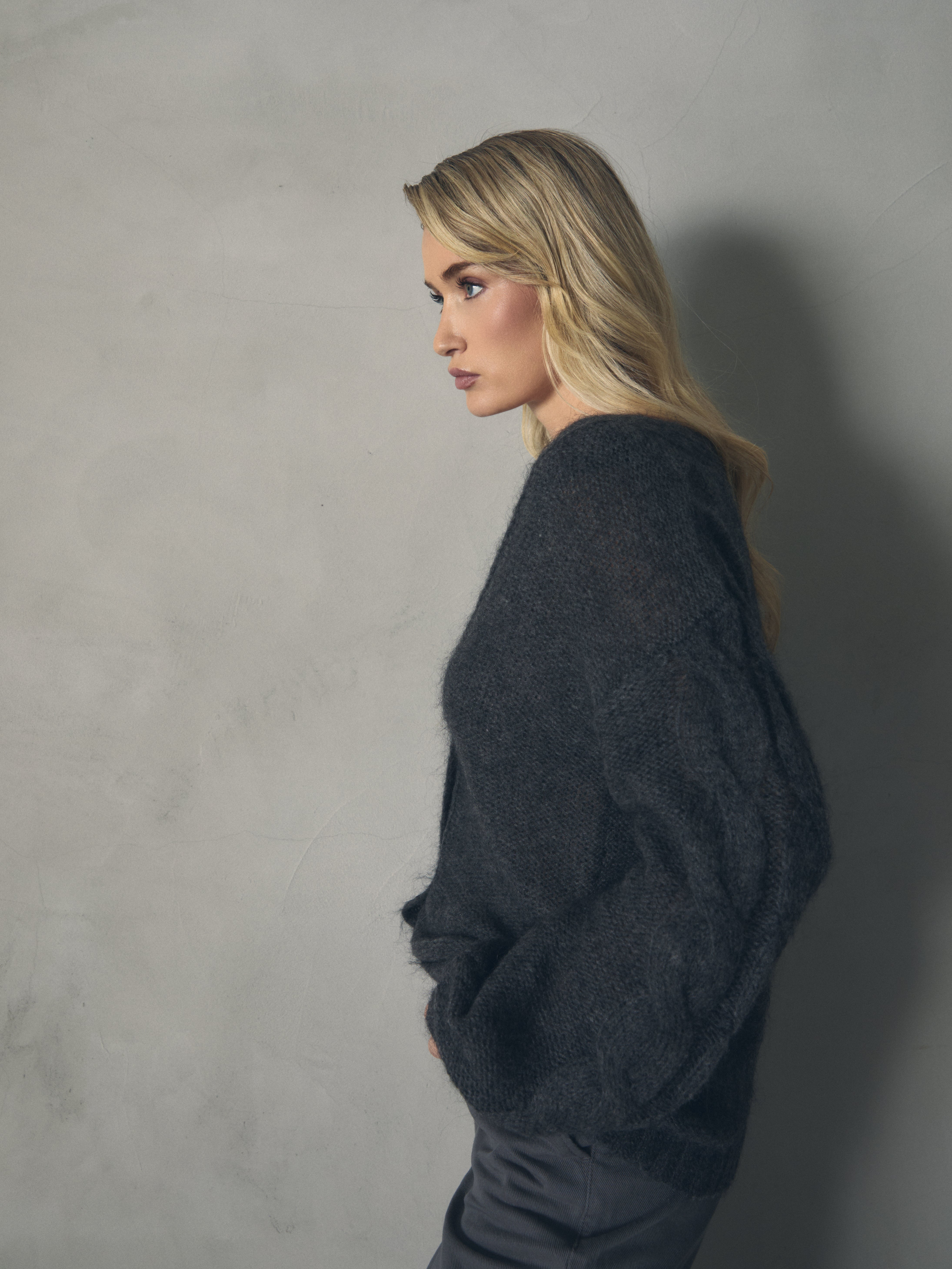 CHAQUETA MOHAIR MANGAS ABULLONADAS