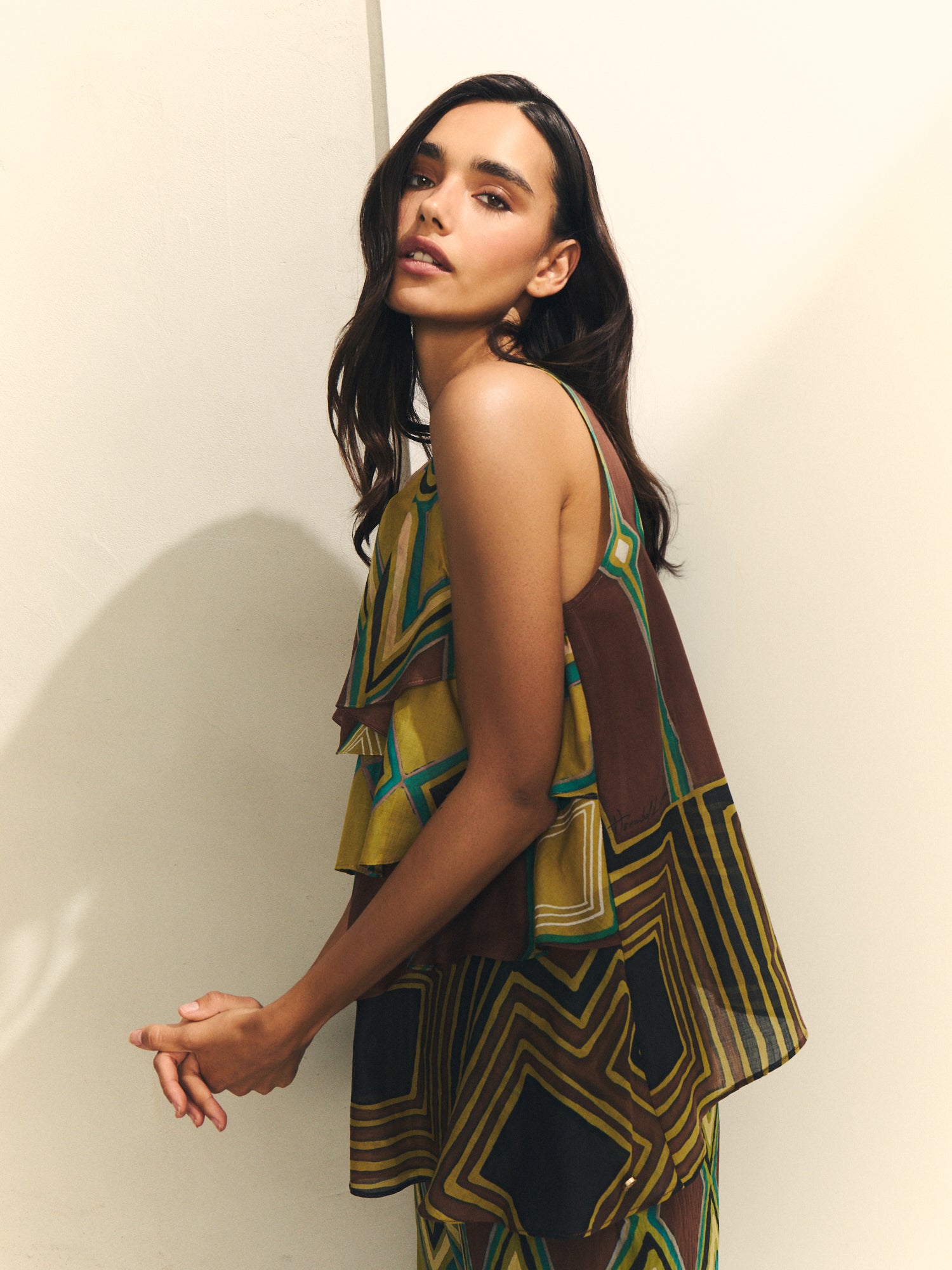 BLUSA ESTAMPADO CON VOLANTES