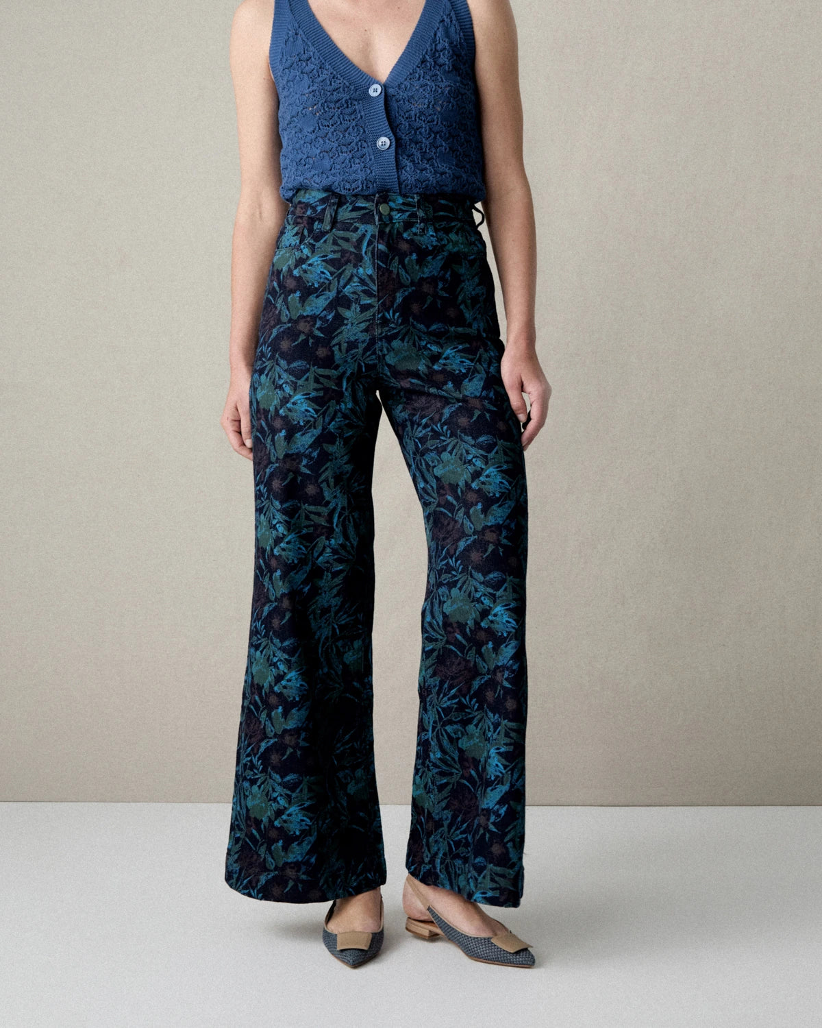 PANTALON DENIM ESTAMPADO