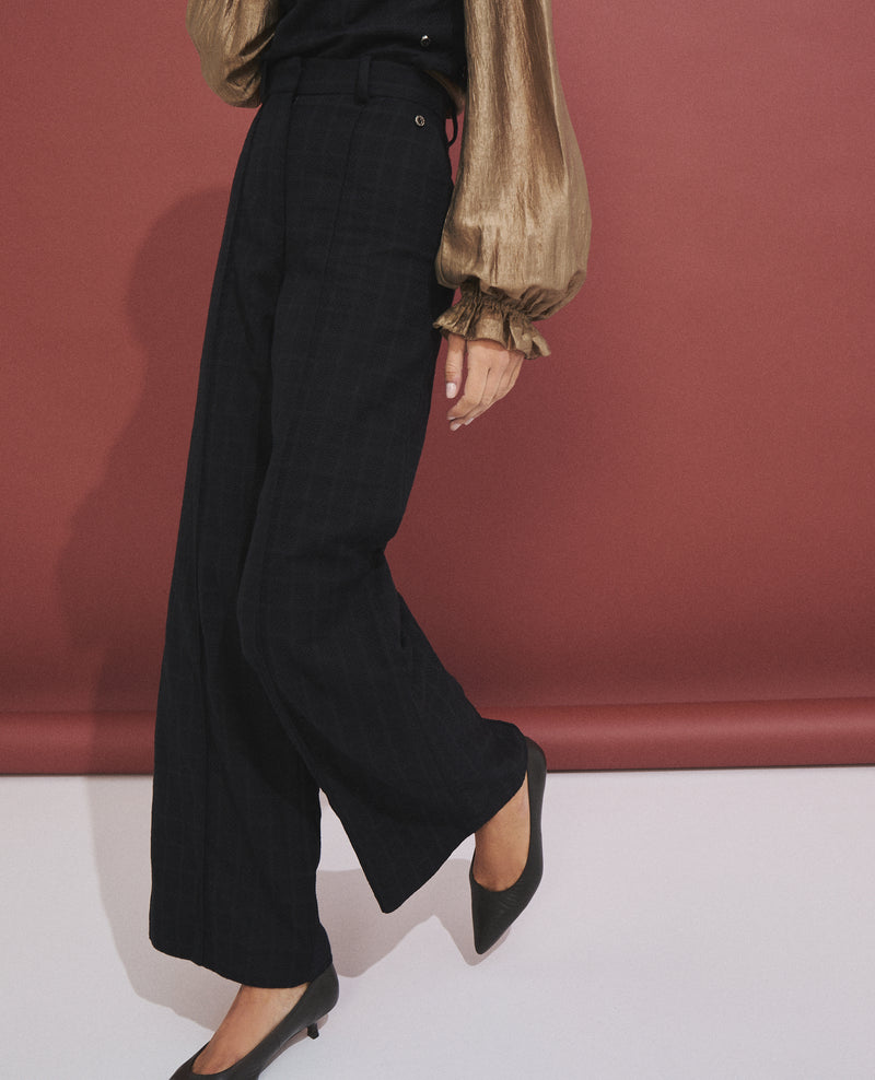Pantalón de mujer de cintura alta y corte ancho