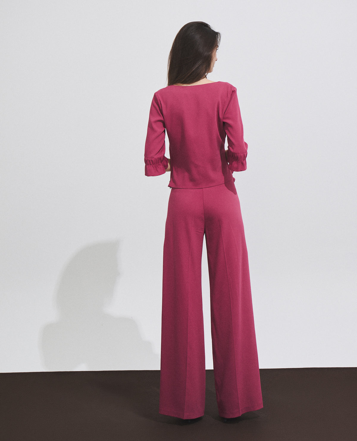 Pantalón de mujer de cintura alta y corte ancho