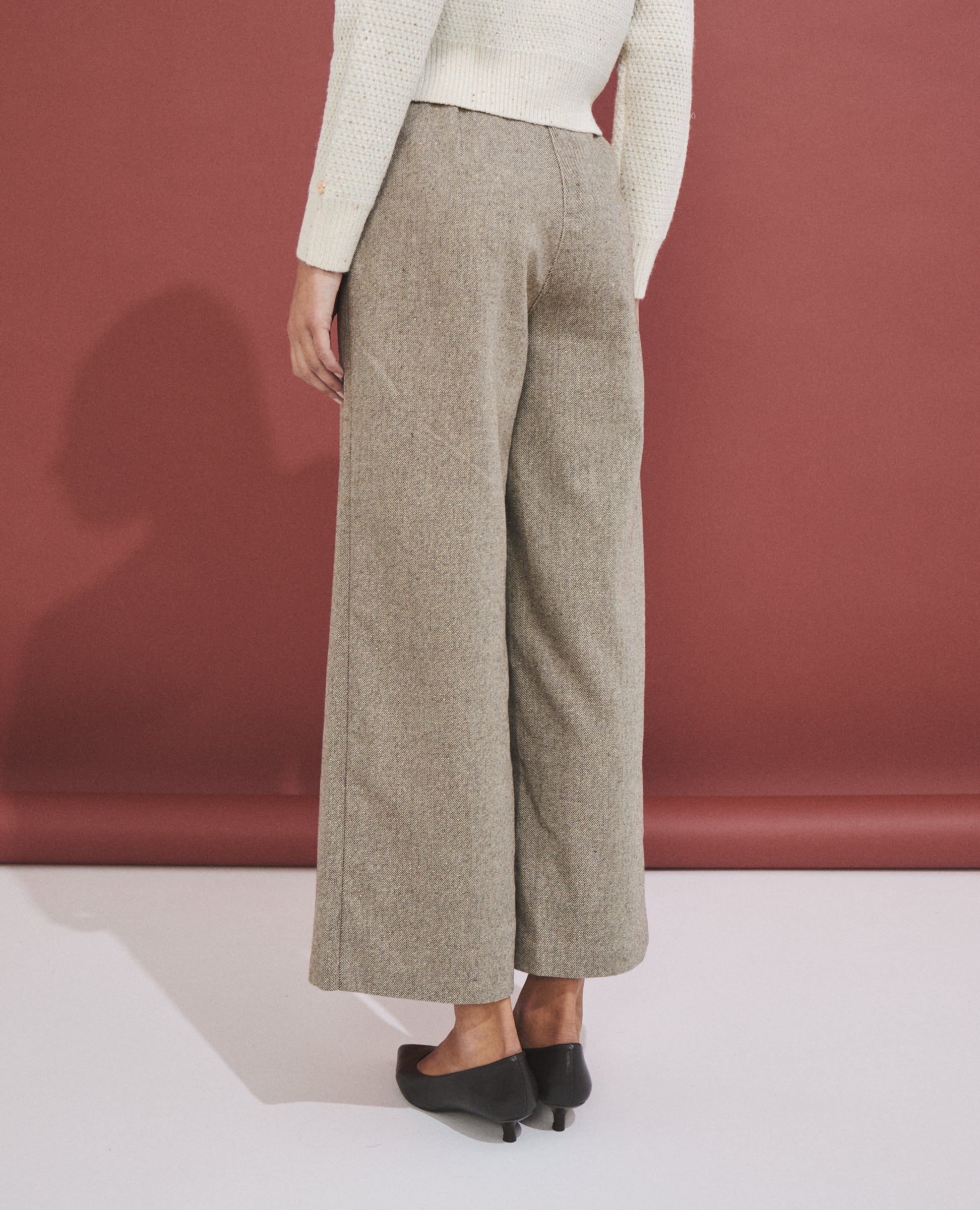 Pantalón de mujer ancho con bolsillos