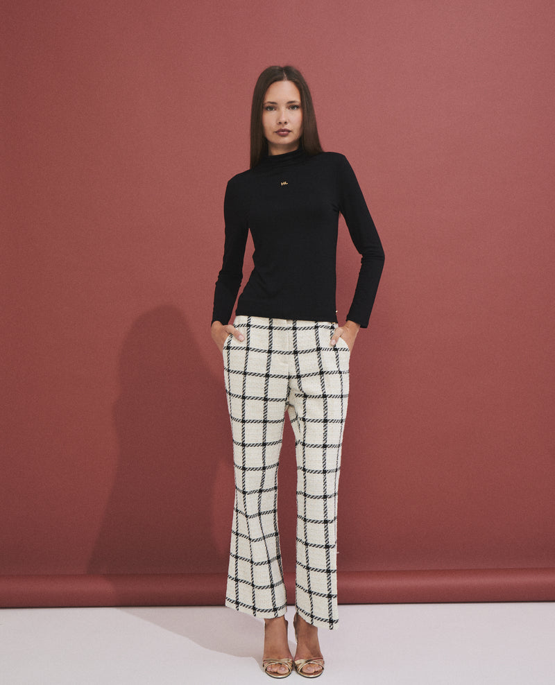 Pantalón de mujer de cintura alta y corte recto
