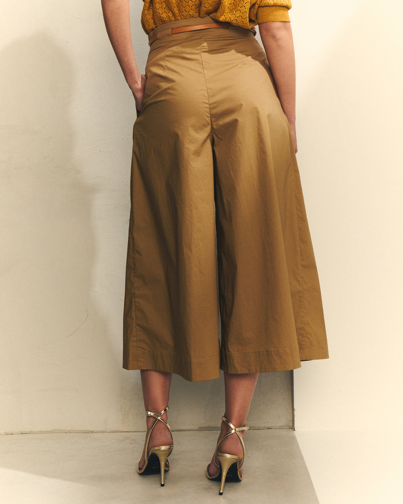 PANTALON ANCHO PINZAS