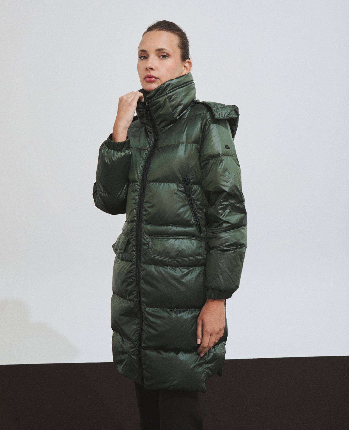 Doudoune matelassée pour femme à capuche avec duvet de canard