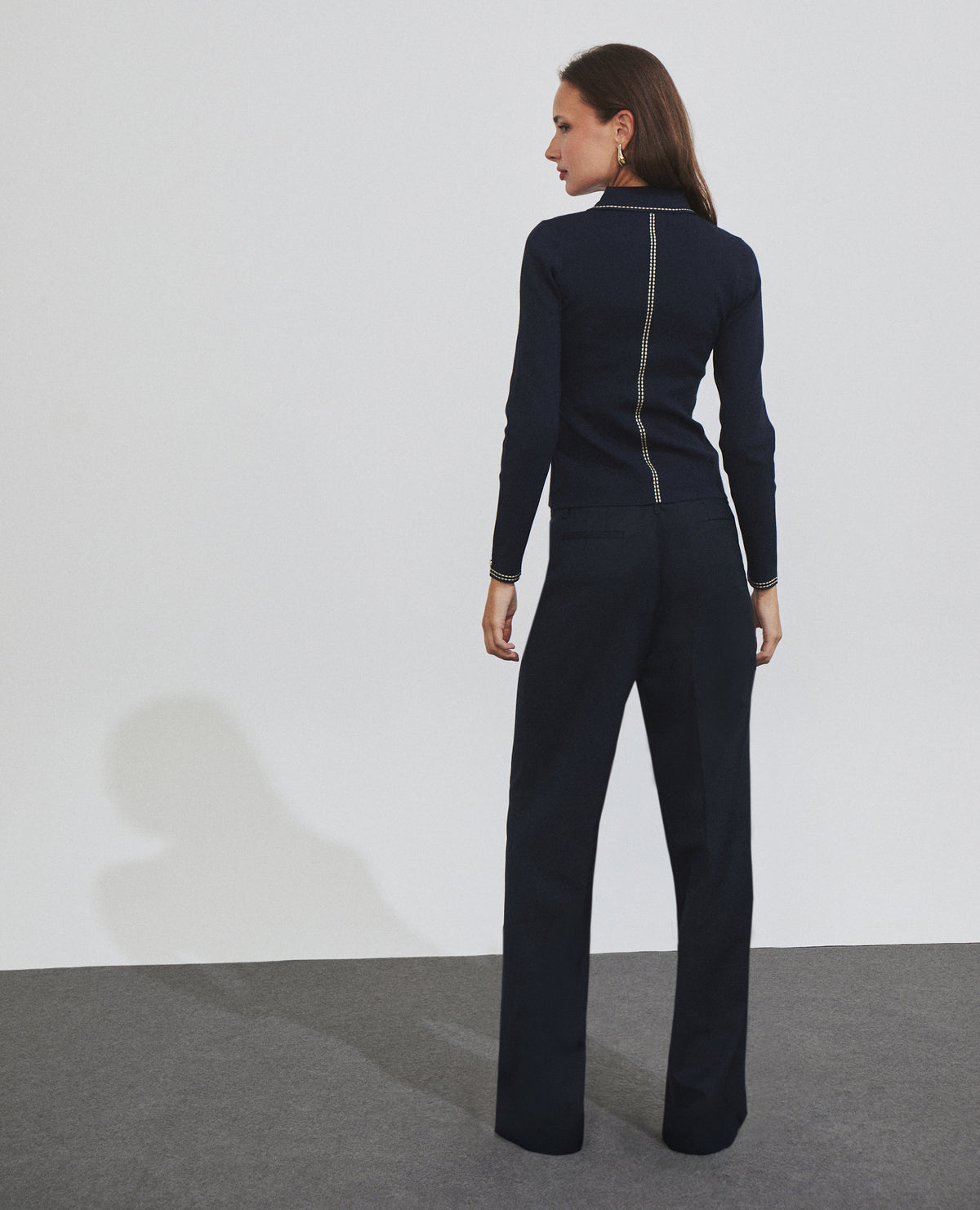 Pantalón de mujer de corte ancho