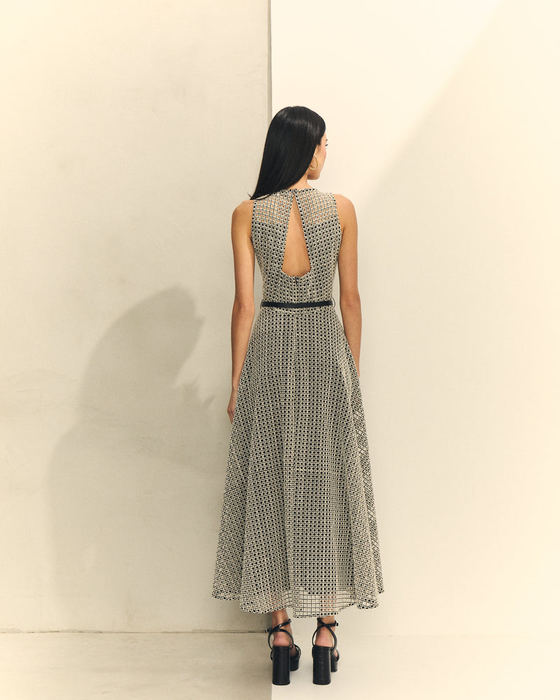 VESTIDO MIDI TIRANTES BORDADO GEOMETRICO