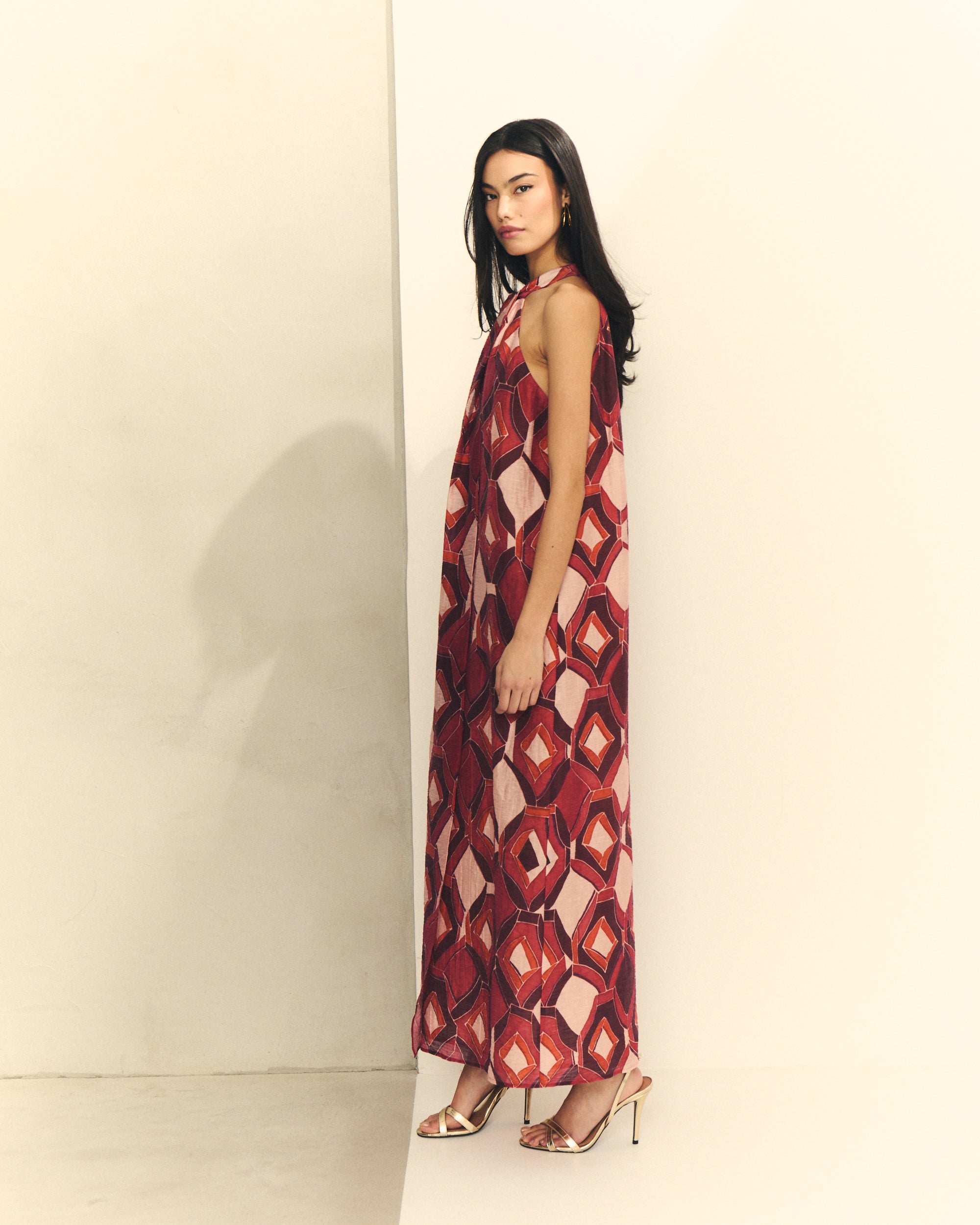 VESTIDO LARGO CUELLO HALTER ESTAMPADO