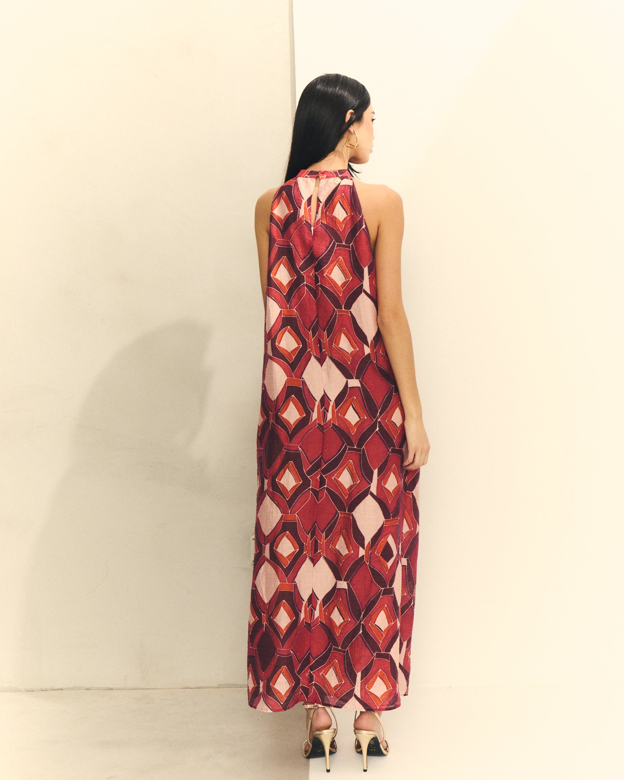 VESTIDO LARGO CUELLO HALTER ESTAMPADO