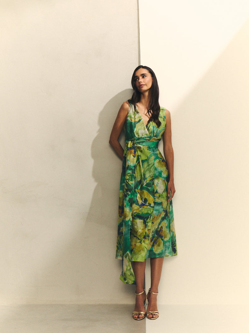 Vestido midi con falda efecto pareo