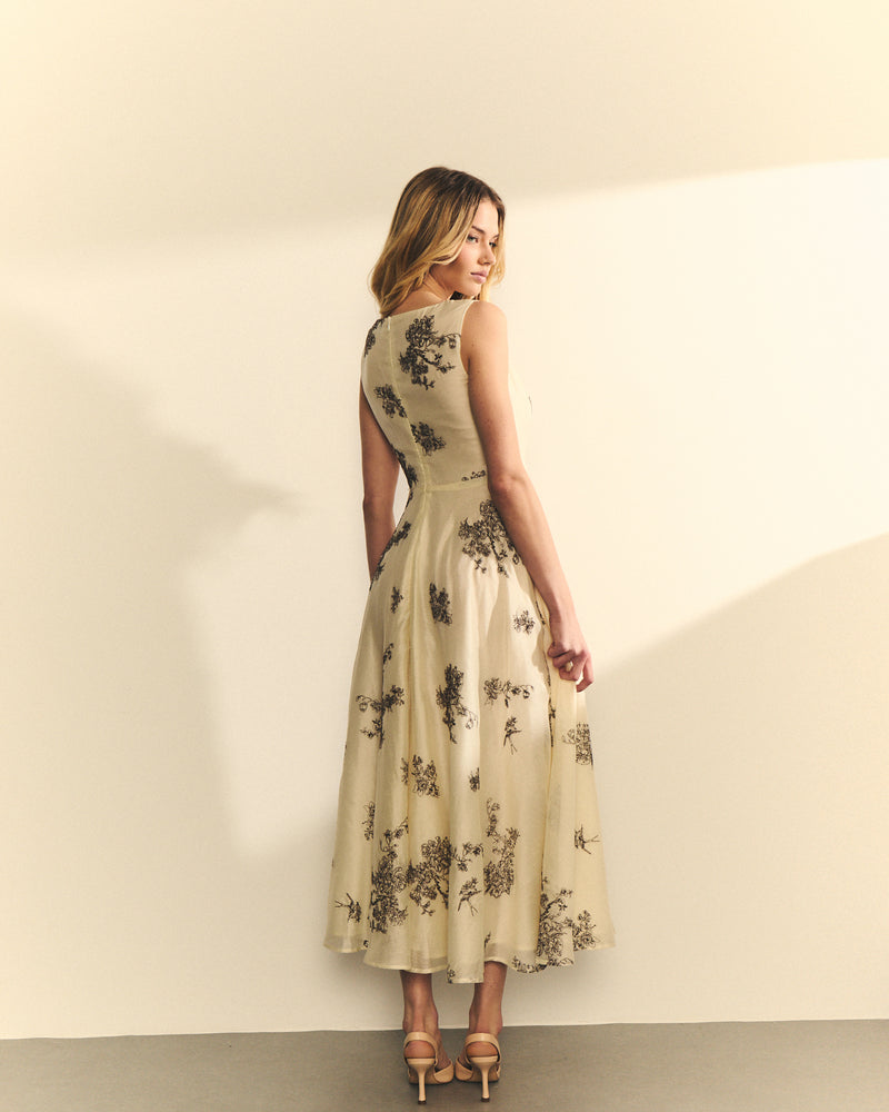 VESTIDO BORDADO ESTAMPADO