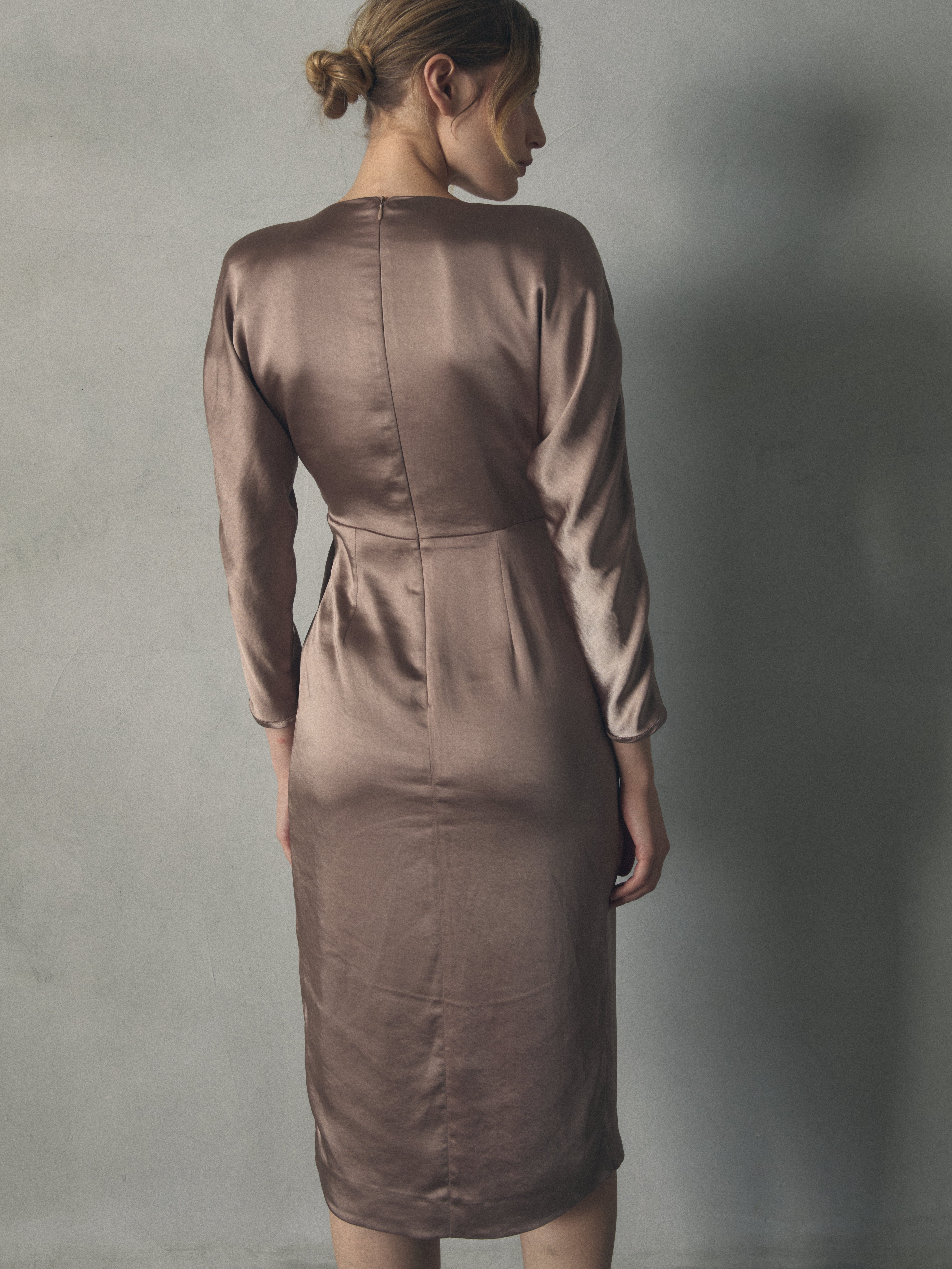 VESTIDO RASO LAZO CINTURA
