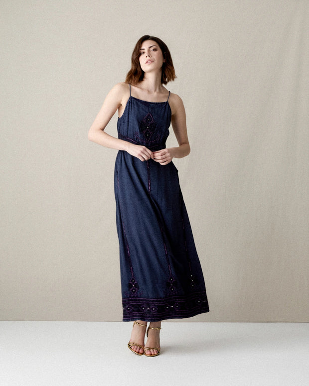 VESTIDO MIDI TIRANTES TENCEL DENIM BORDADO