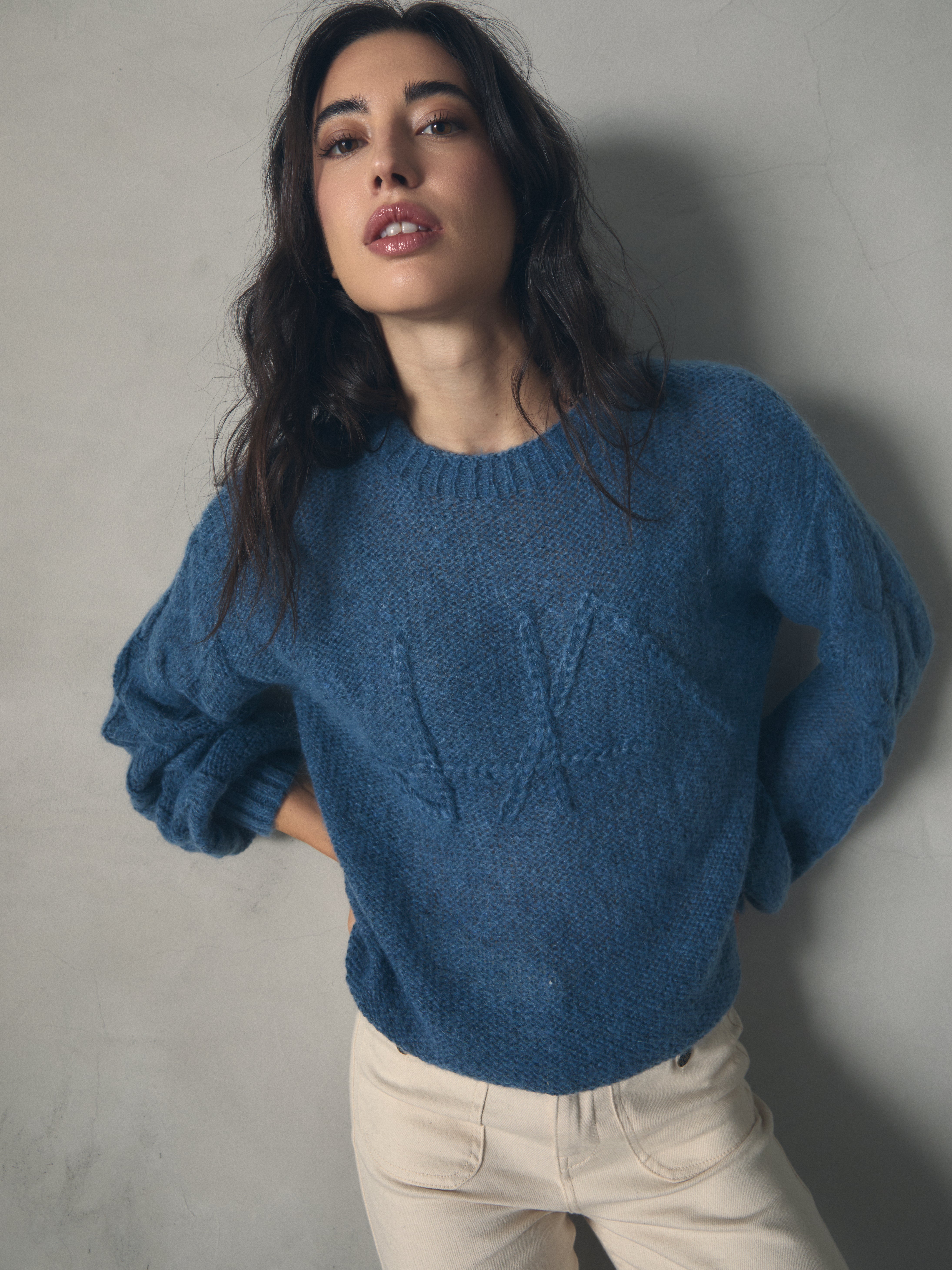 JERSEY  MOHAIR MANGAS ABULLONADAS