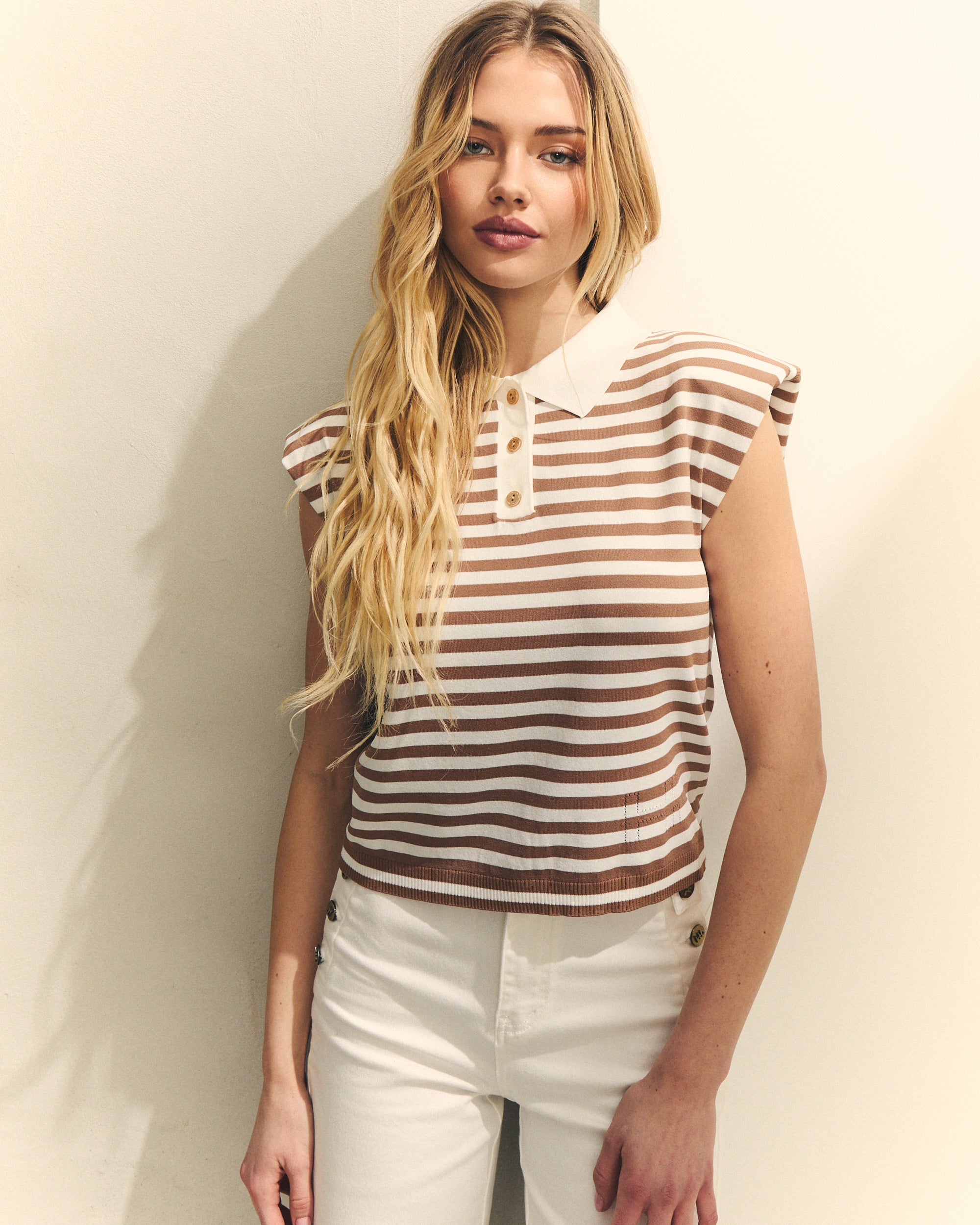 JERSEY TIPO POLO SIN MANGAS