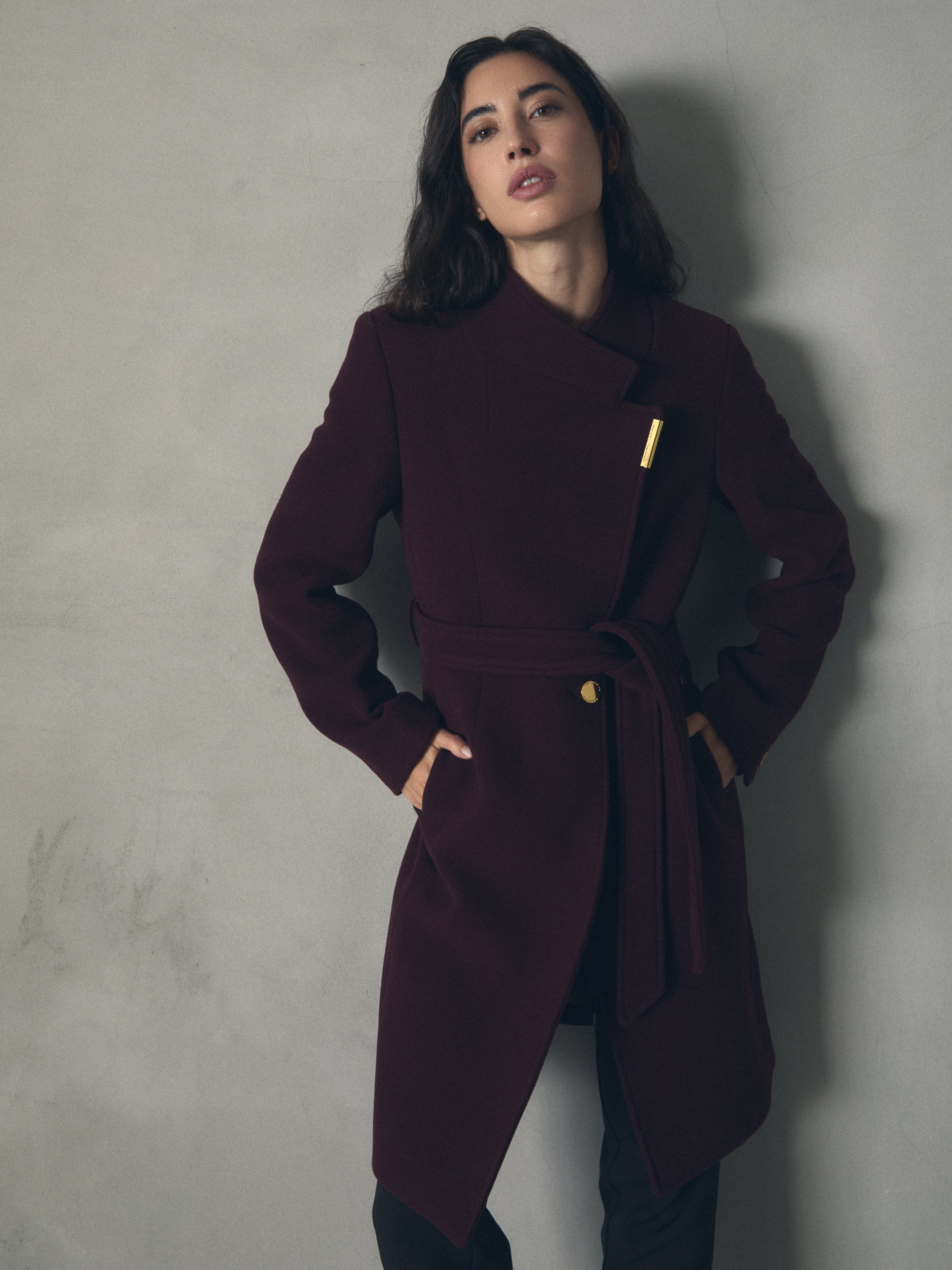 ABRIGO SEMICRUZADO de mujer Hannibal Laguna Collection