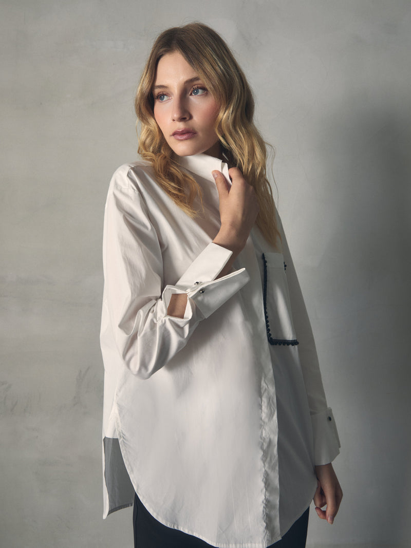 CAMISA BOLSILLO CON PEDRERIA