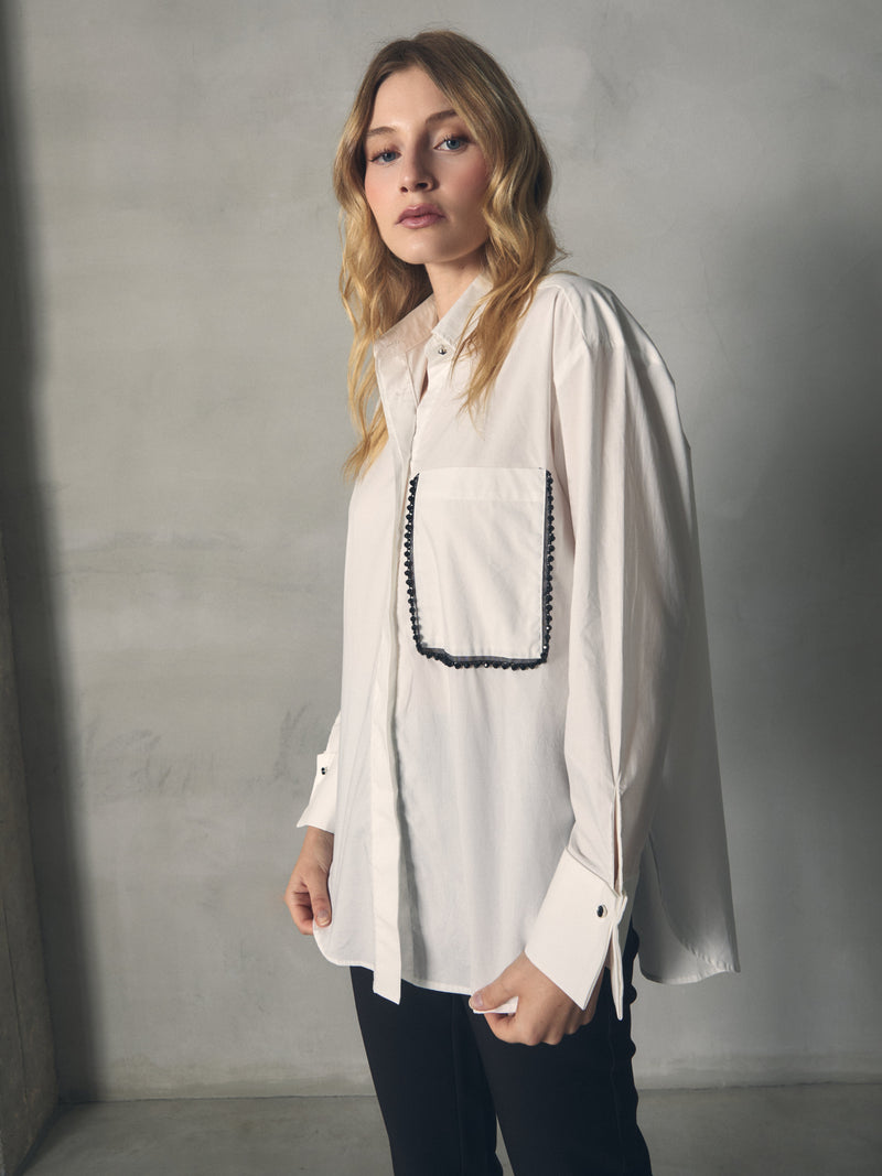 CAMISA BOLSILLO CON PEDRERIA