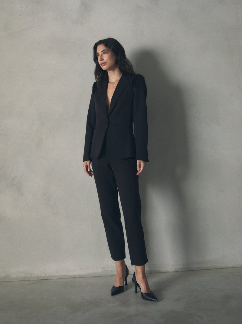 CHAQUETA CON PEDRERIA