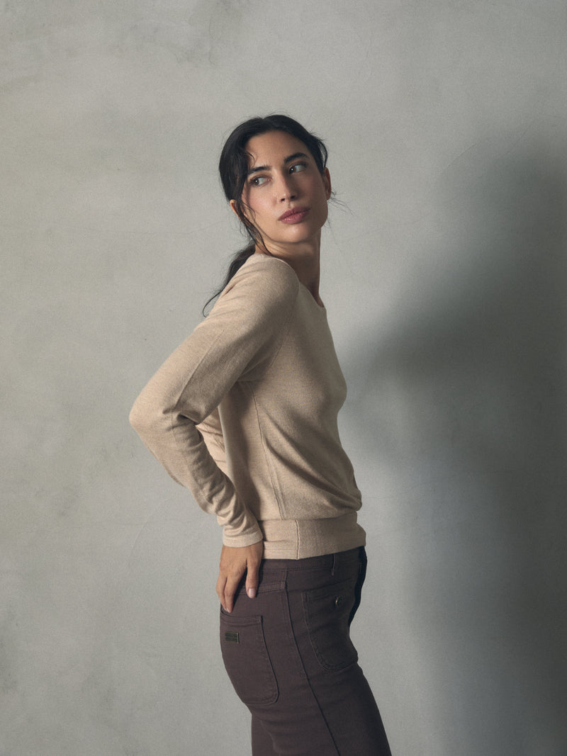 JERSEY BASICO DETALLE FRUNCE DELANTERO