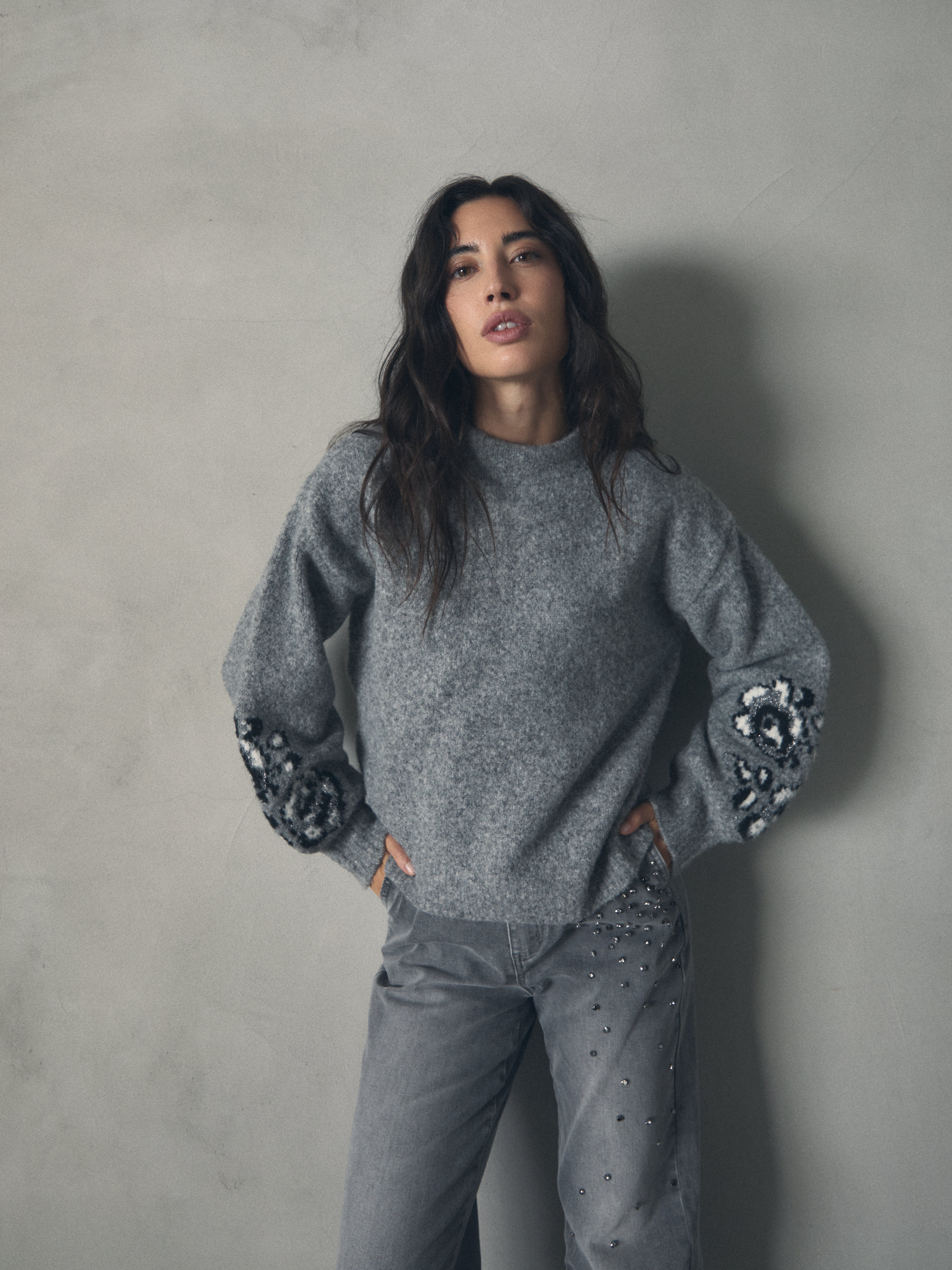 JERSEY CUELLO PERKINS DETALLE DE FLORES de mujer Hannibal Laguna Collection