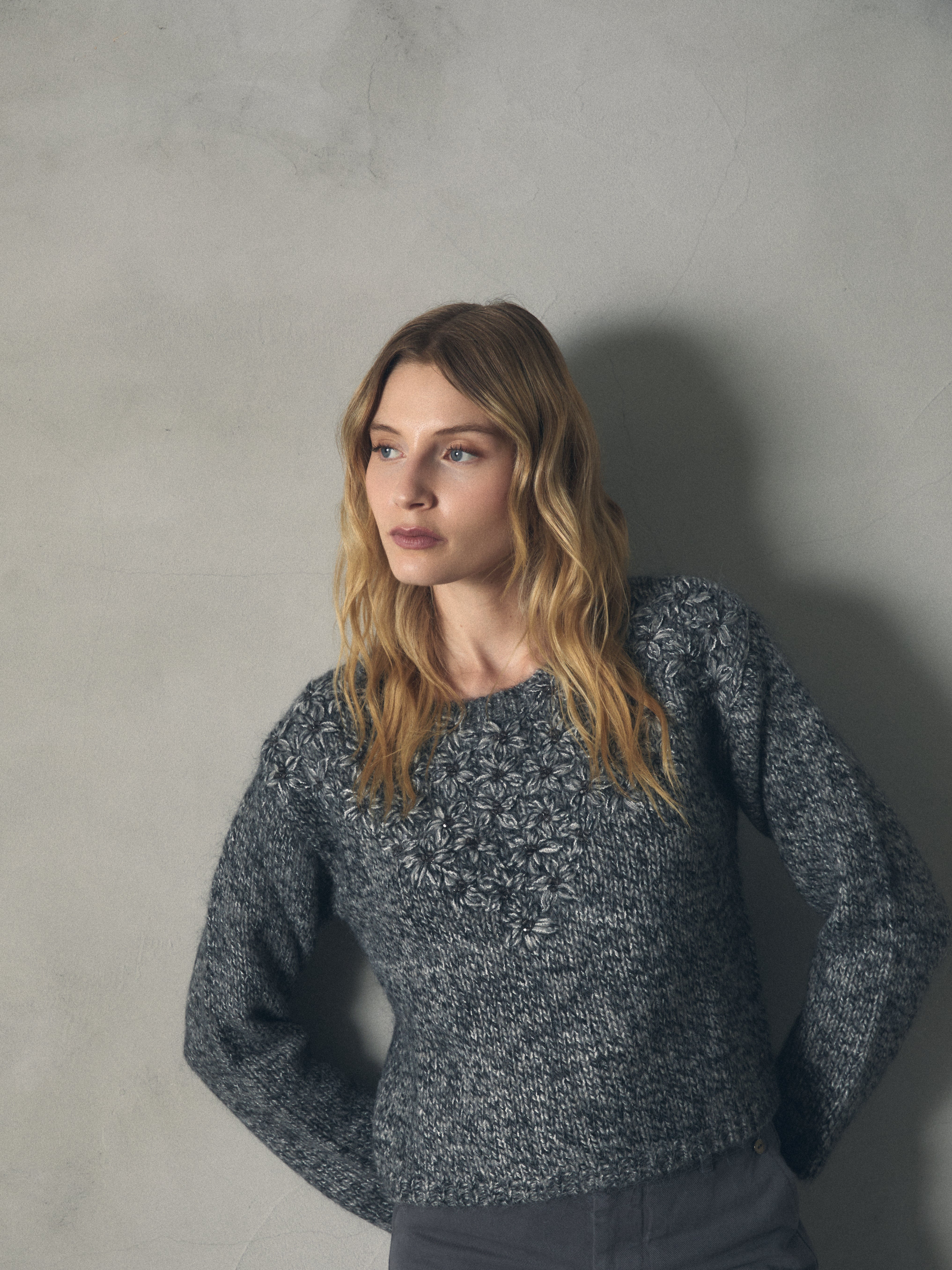 JERSEY MOHAIR CON DETALLES FLORES de mujer Hannibal Laguna Collection
