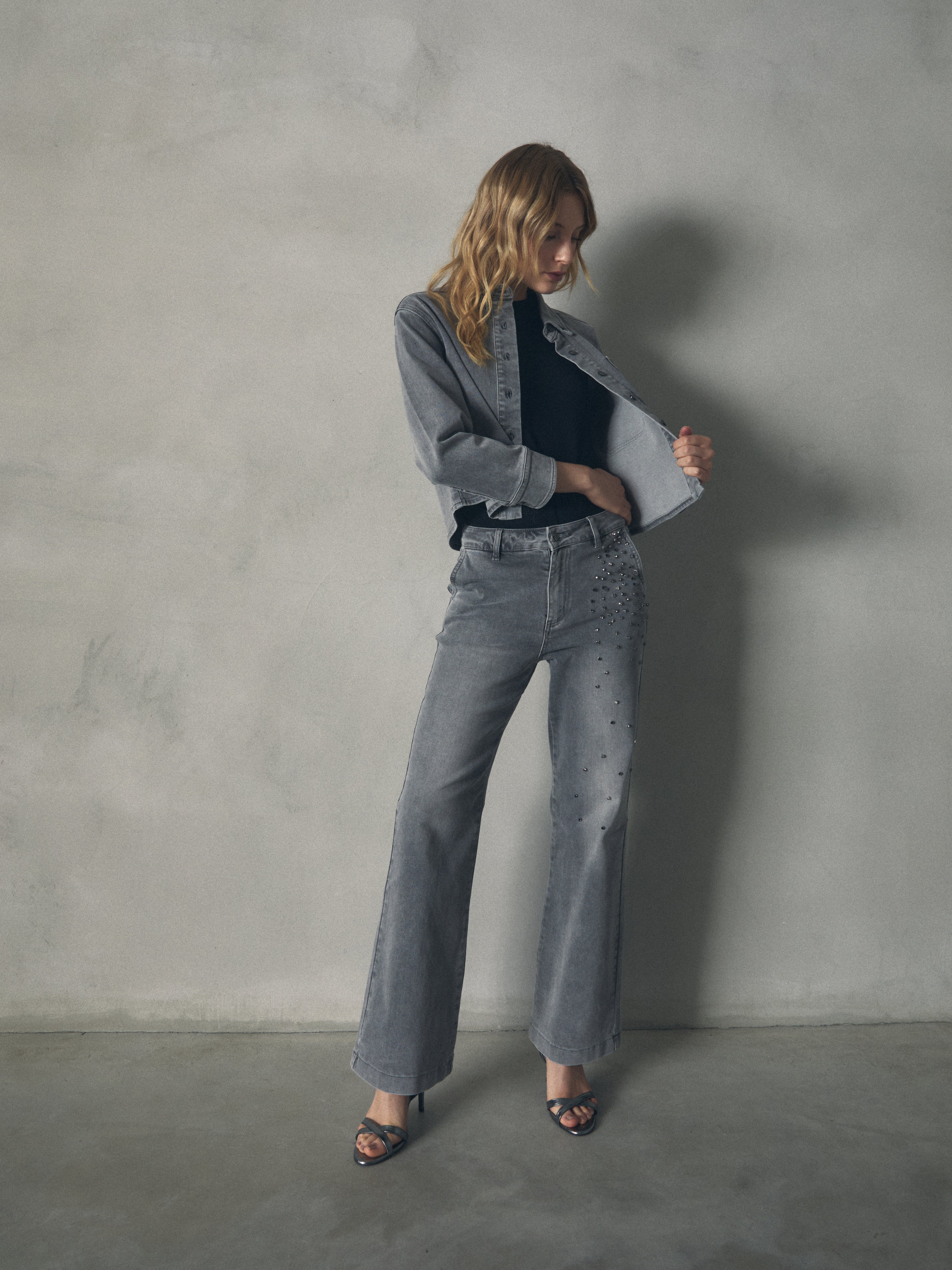 PANTALON DENIM CON PEDRERIA de mujer Hannibal Laguna Collection