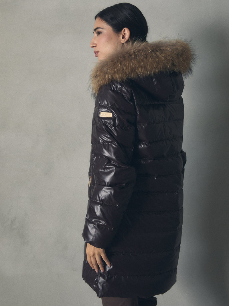 PLUMAS ACOLCHADO CON CAPUCHA PELO