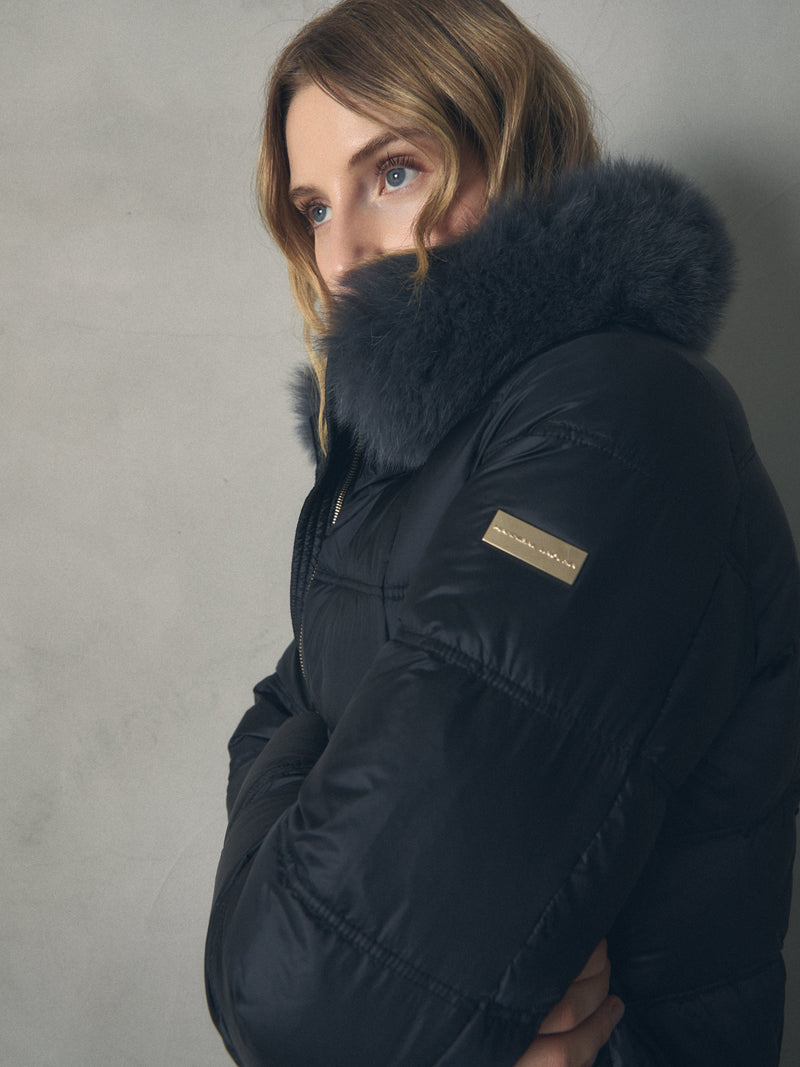 PLUMAS LARGO CUELLO PELO